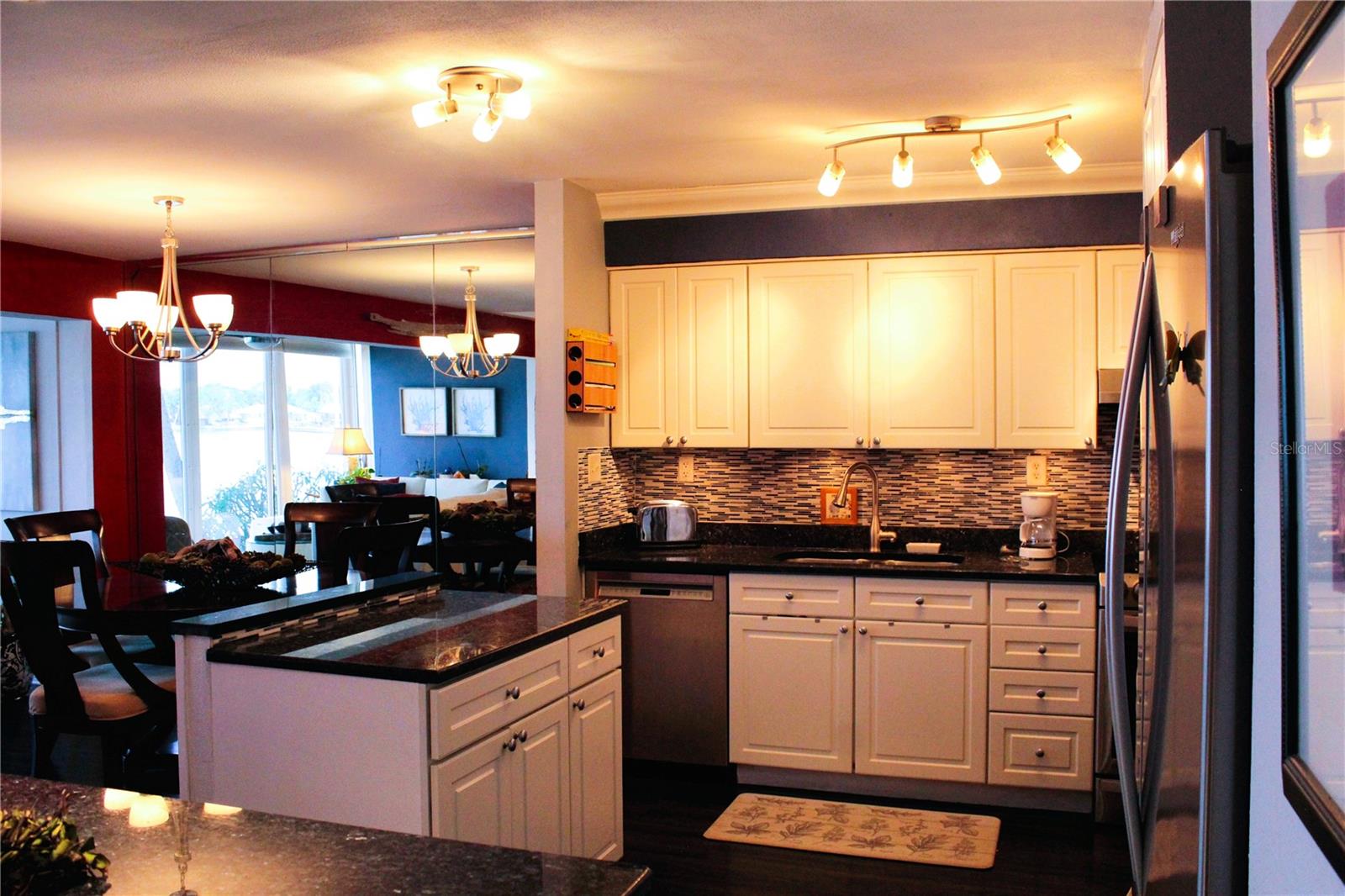 7200 SUNSHINE SKYWAY LN S #2E, ST PETERSBURG, FL, 33711