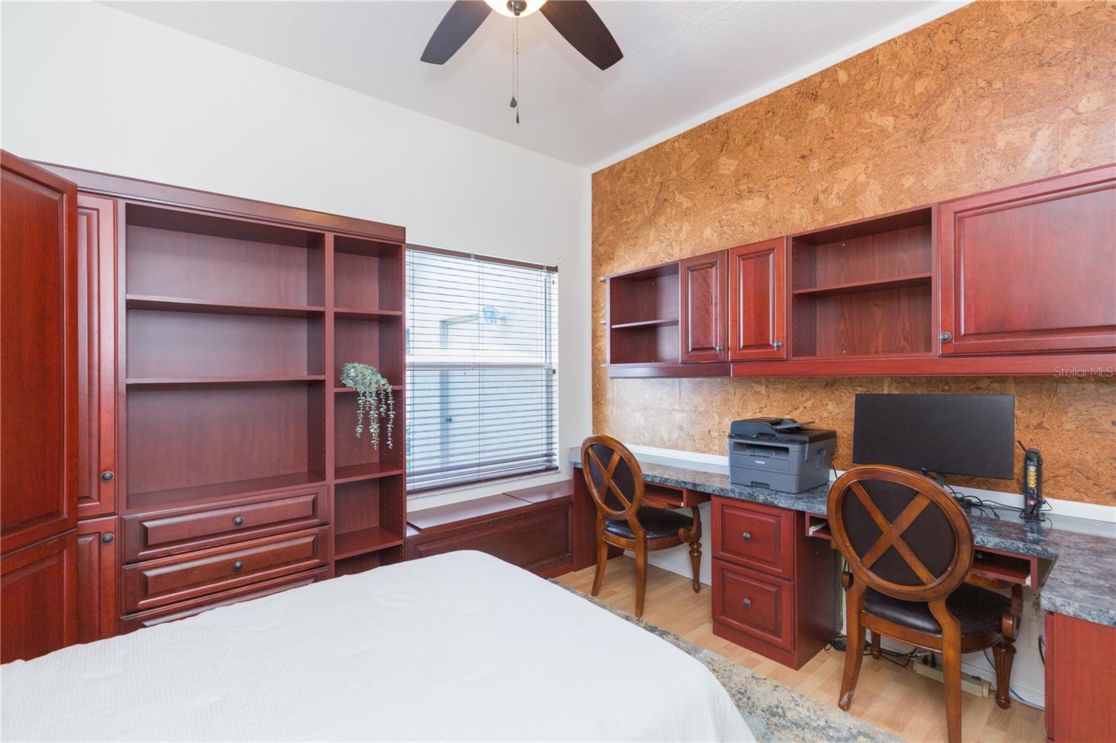 10002 COLONNADE DR, TAMPA, FL, 33647