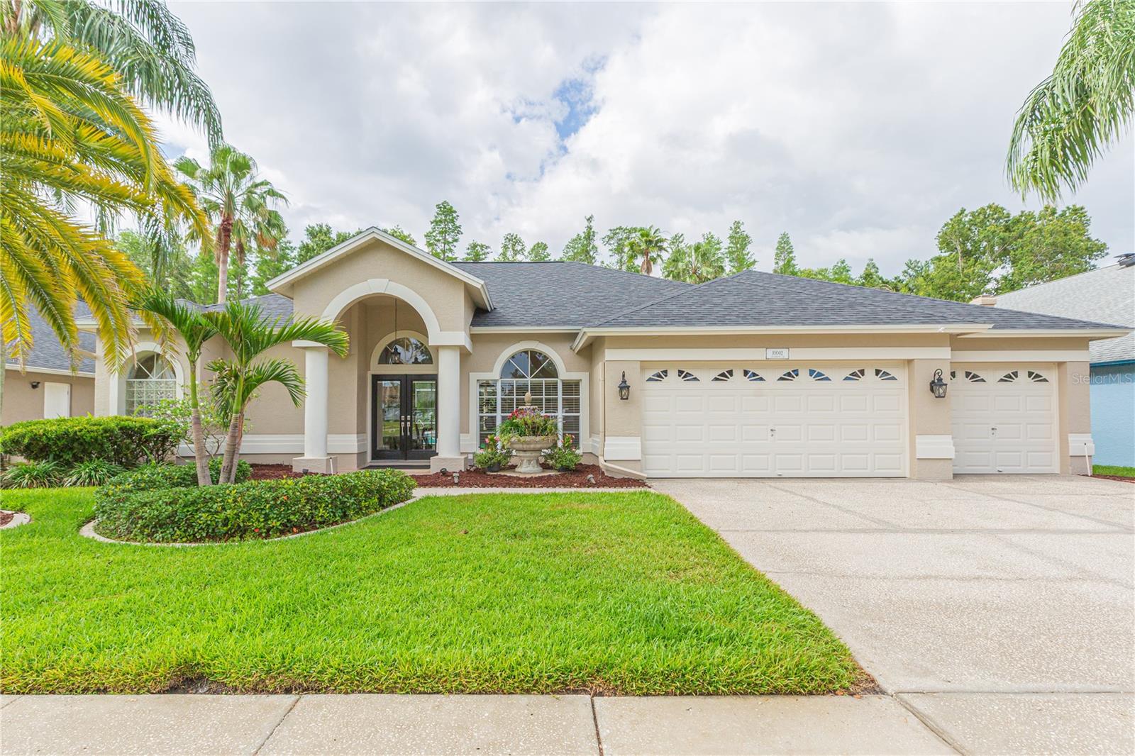 10002 COLONNADE DR, TAMPA, FL, 33647