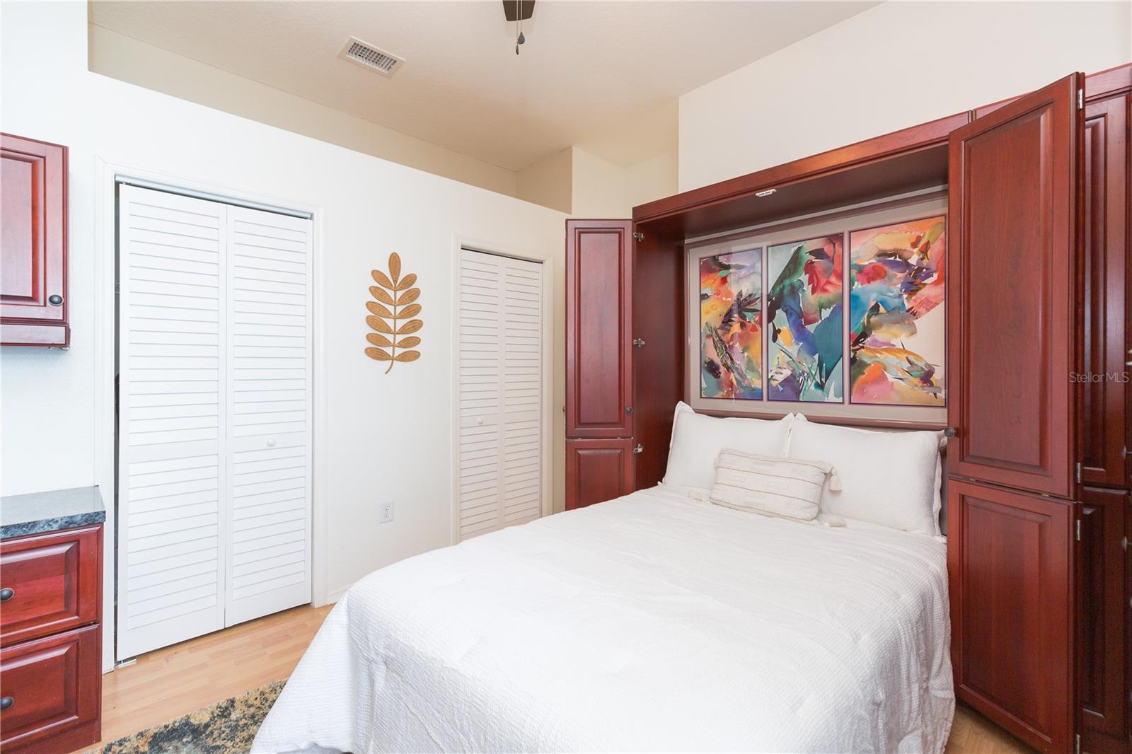 10002 COLONNADE DR, TAMPA, FL, 33647