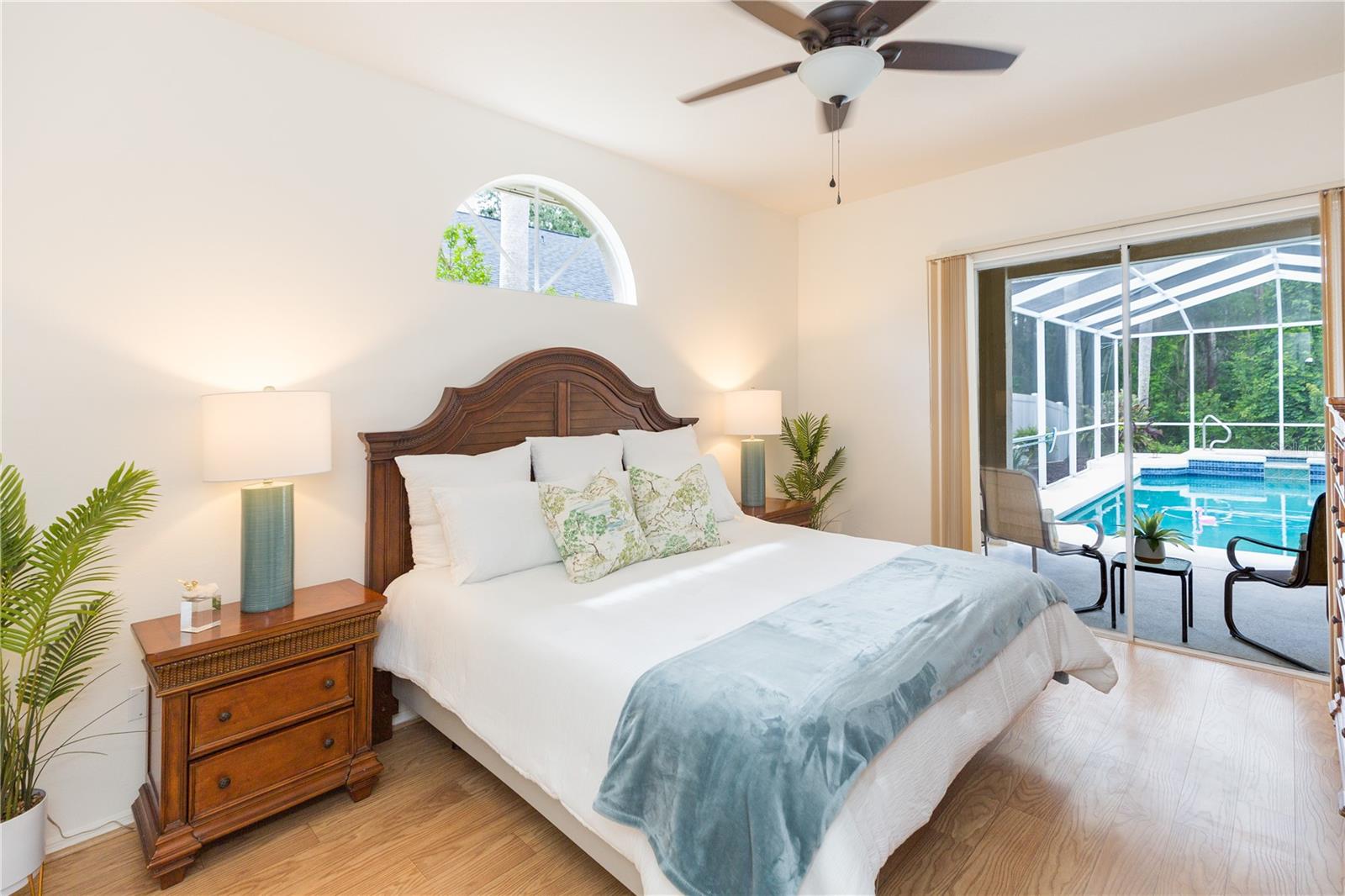 10002 COLONNADE DR, TAMPA, FL, 33647