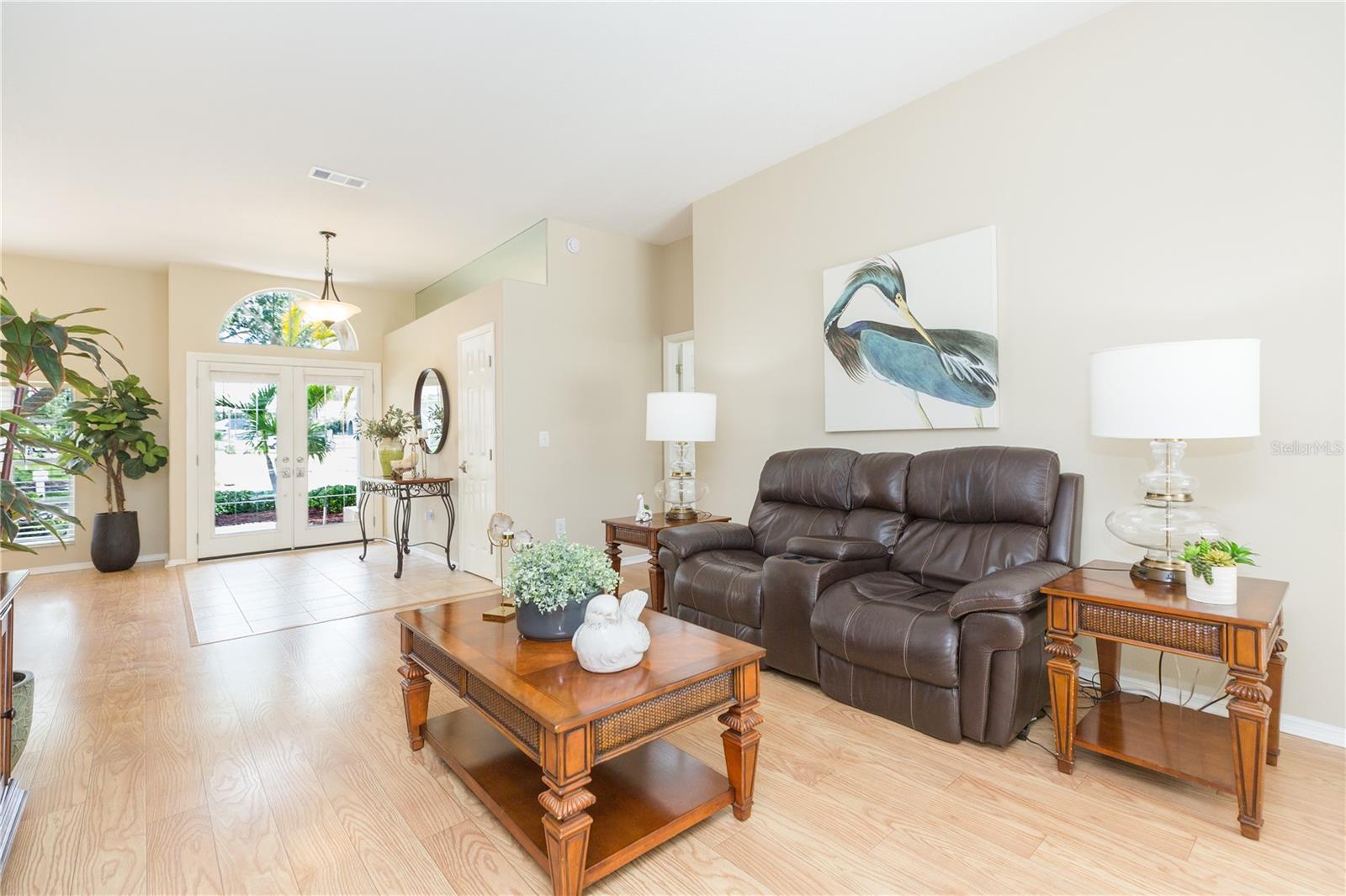 10002 COLONNADE DR, TAMPA, FL, 33647