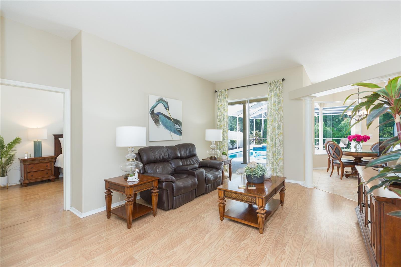 10002 COLONNADE DR, TAMPA, FL, 33647