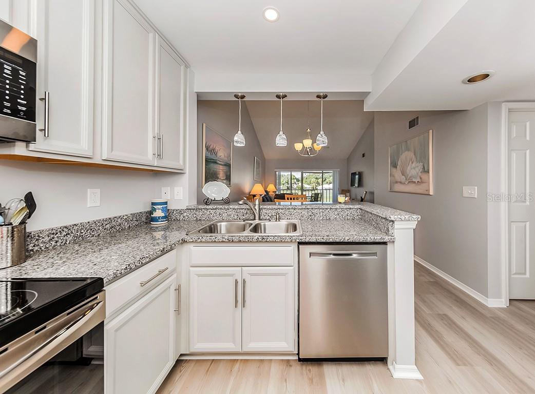 421 CERROMAR TER #471, VENICE, FL, 34293