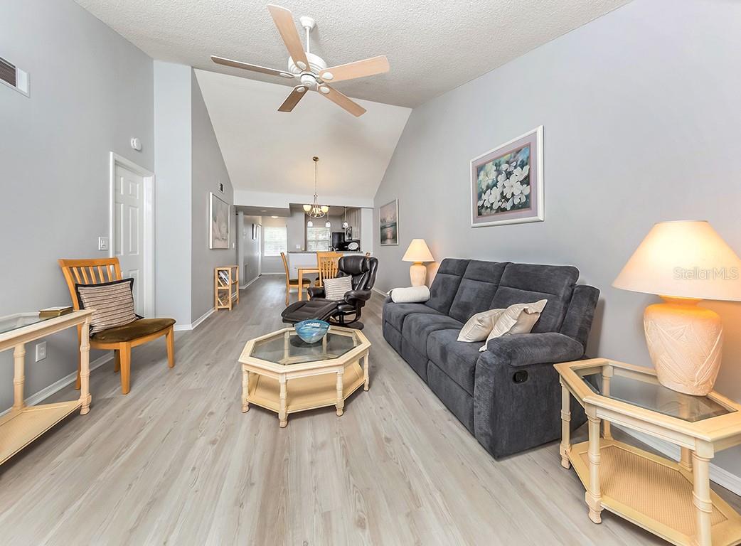 421 CERROMAR TER #471, VENICE, FL, 34293