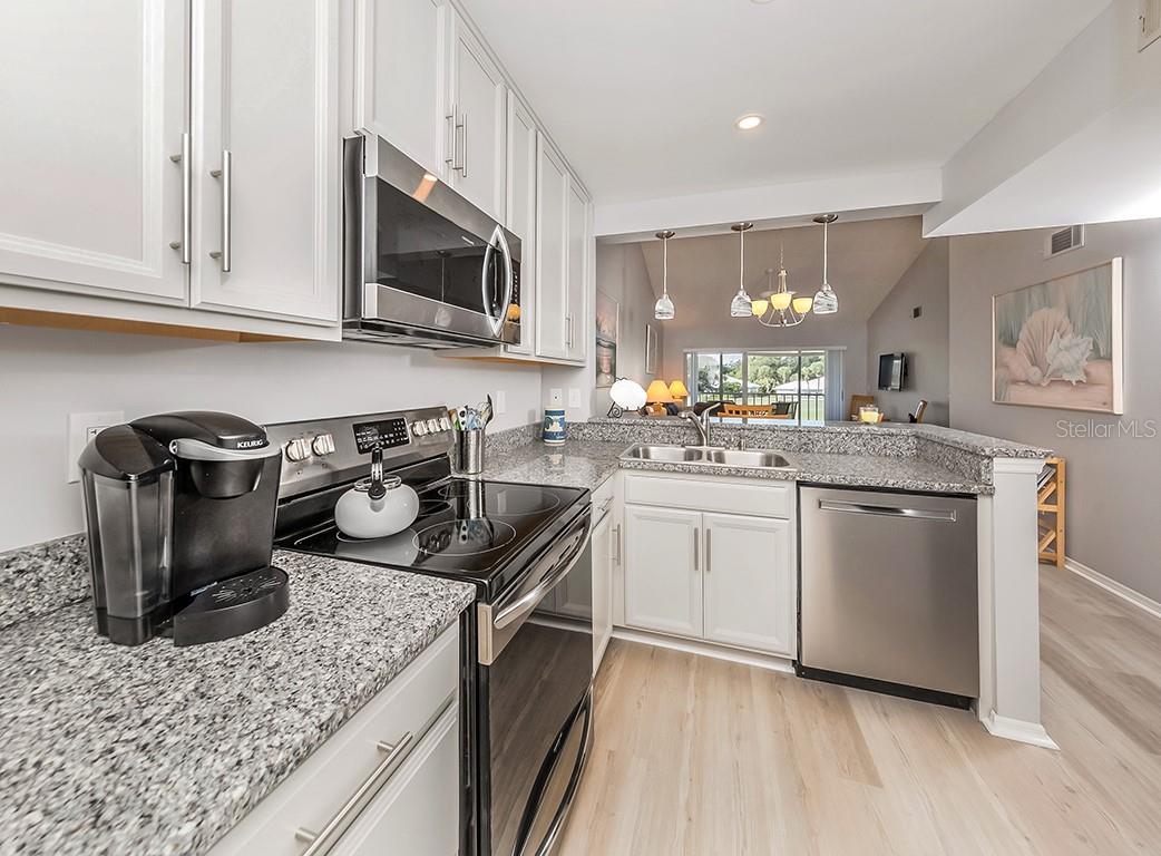 421 CERROMAR TER #471, VENICE, FL, 34293