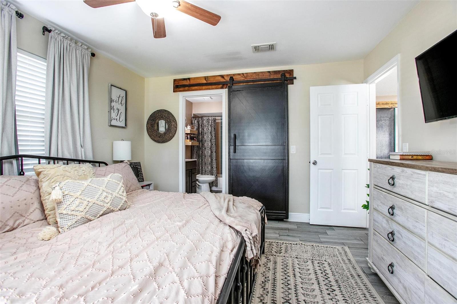 528 COURTLAND BLVD, DELTONA, FL, 32738