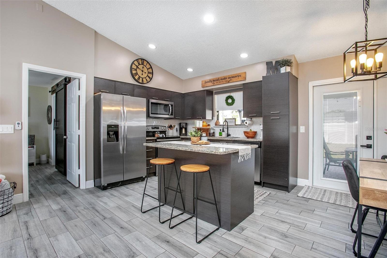 528 COURTLAND BLVD, DELTONA, FL, 32738