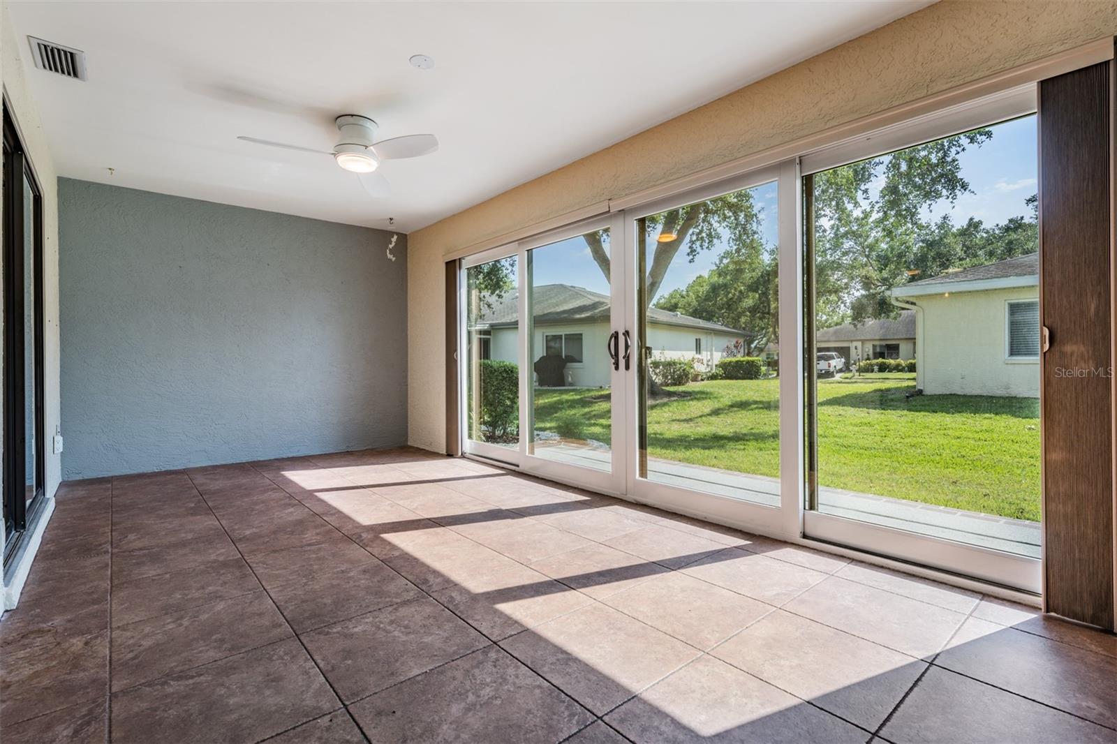 2509 LAMBDIN DR, SUN CITY CENTER, FL, 33573