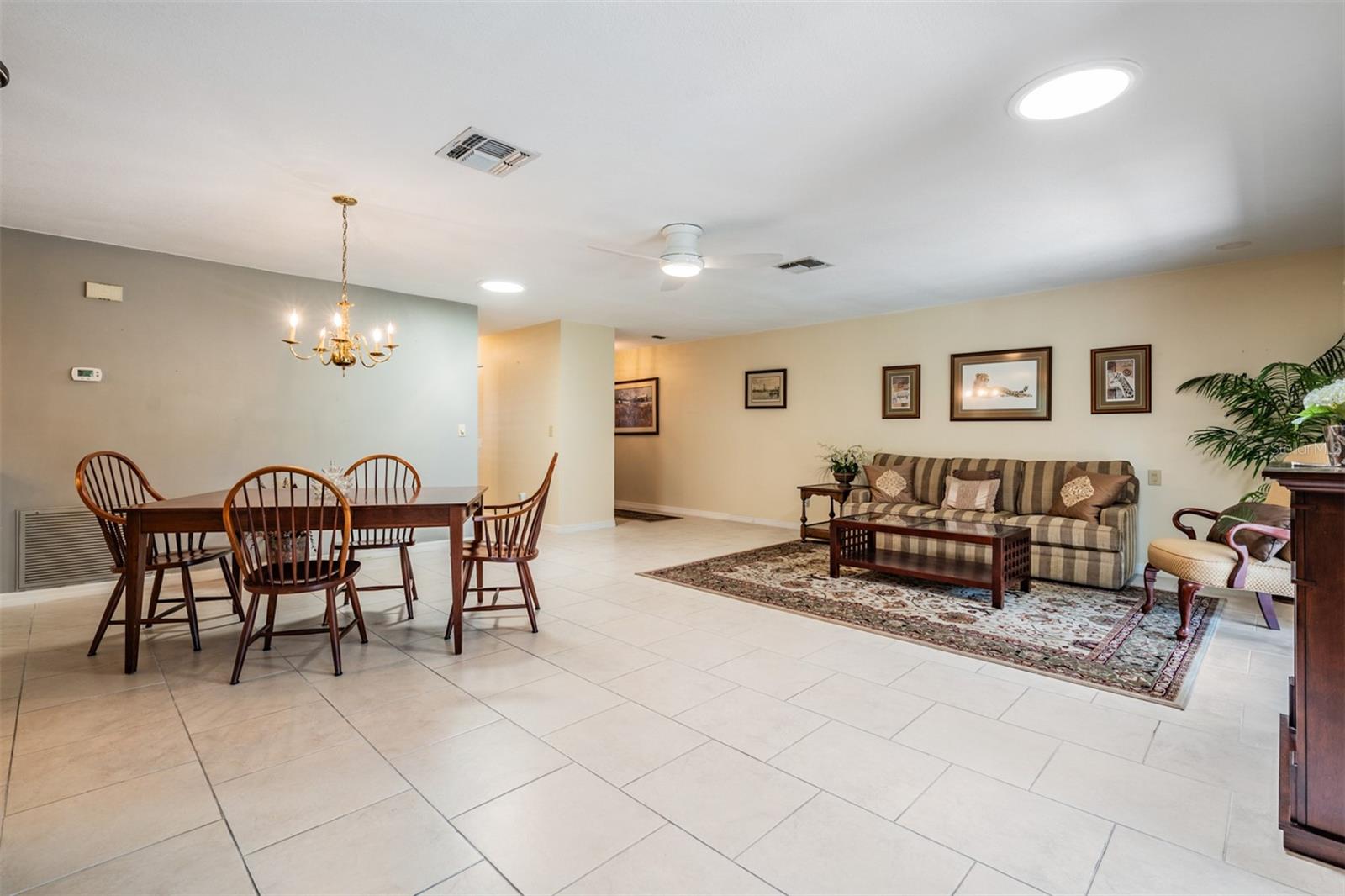 2509 LAMBDIN DR, SUN CITY CENTER, FL, 33573