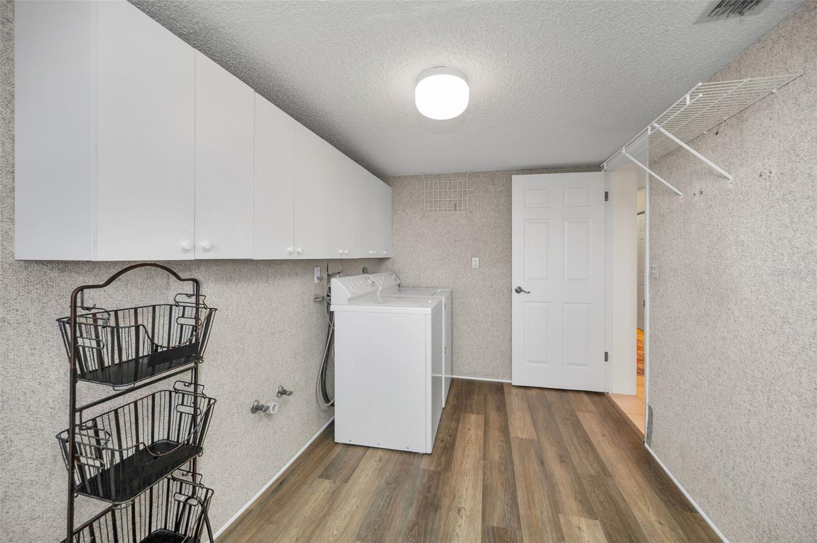 6190 80TH ST N #411, ST PETERSBURG, FL, 33709