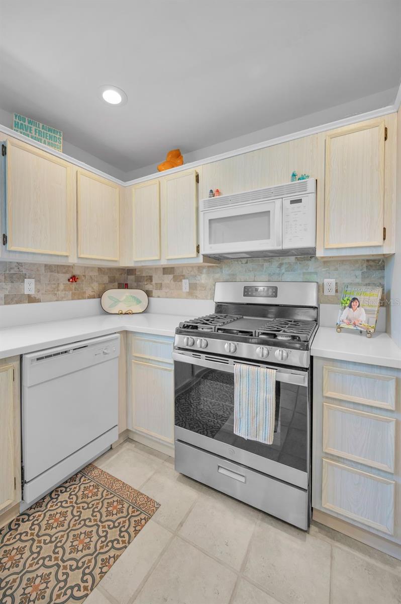 6190 80TH ST N #411, ST PETERSBURG, FL, 33709