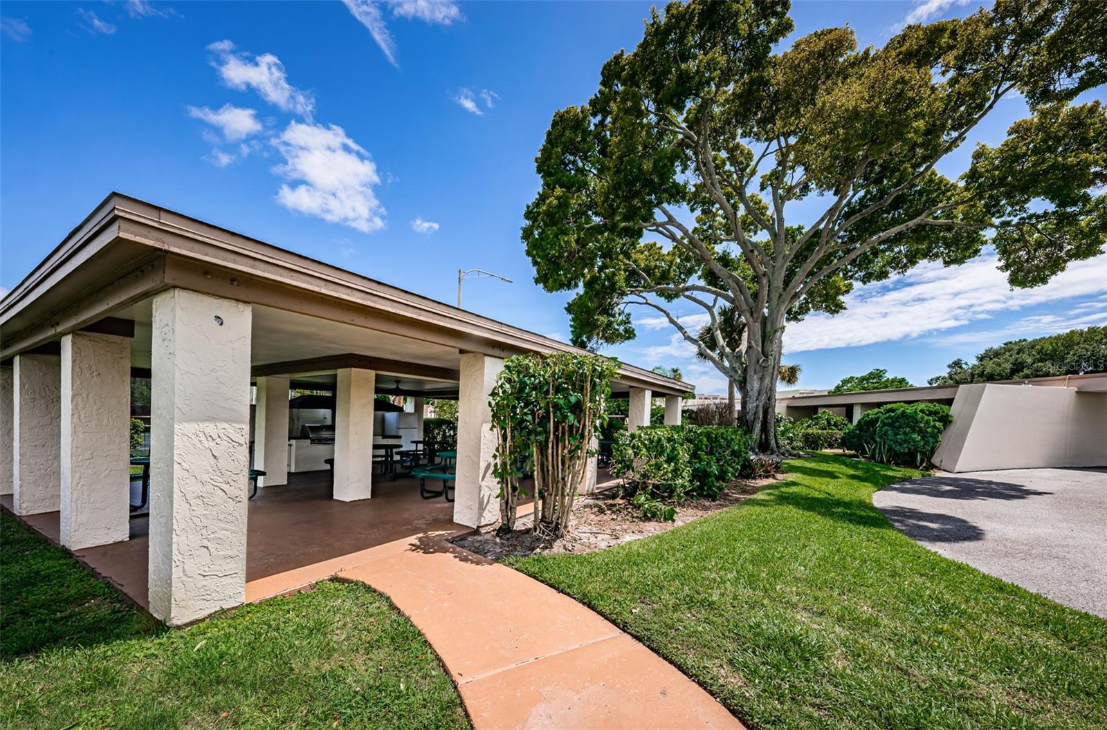 6190 80TH ST N #411, ST PETERSBURG, FL, 33709