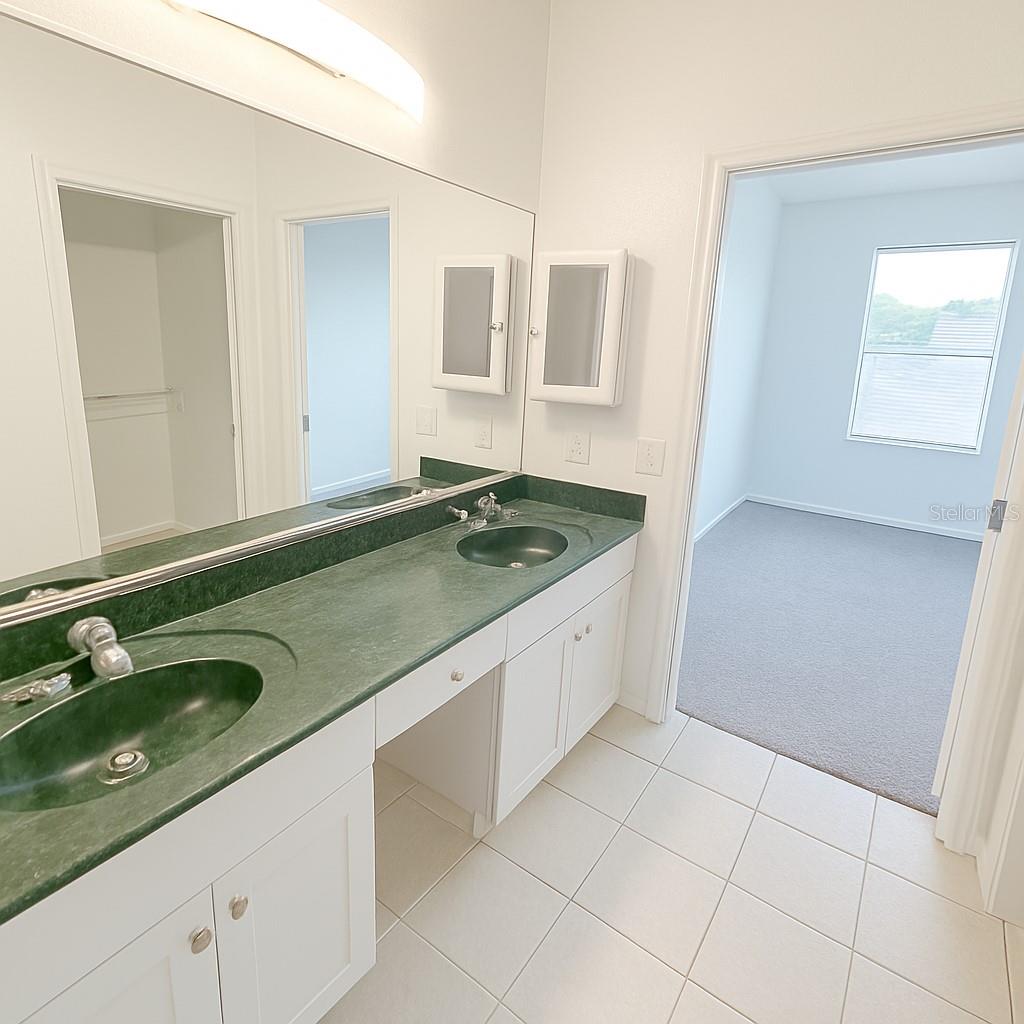 6354 SEDGEFORD DR, LAKELAND, FL, 33811