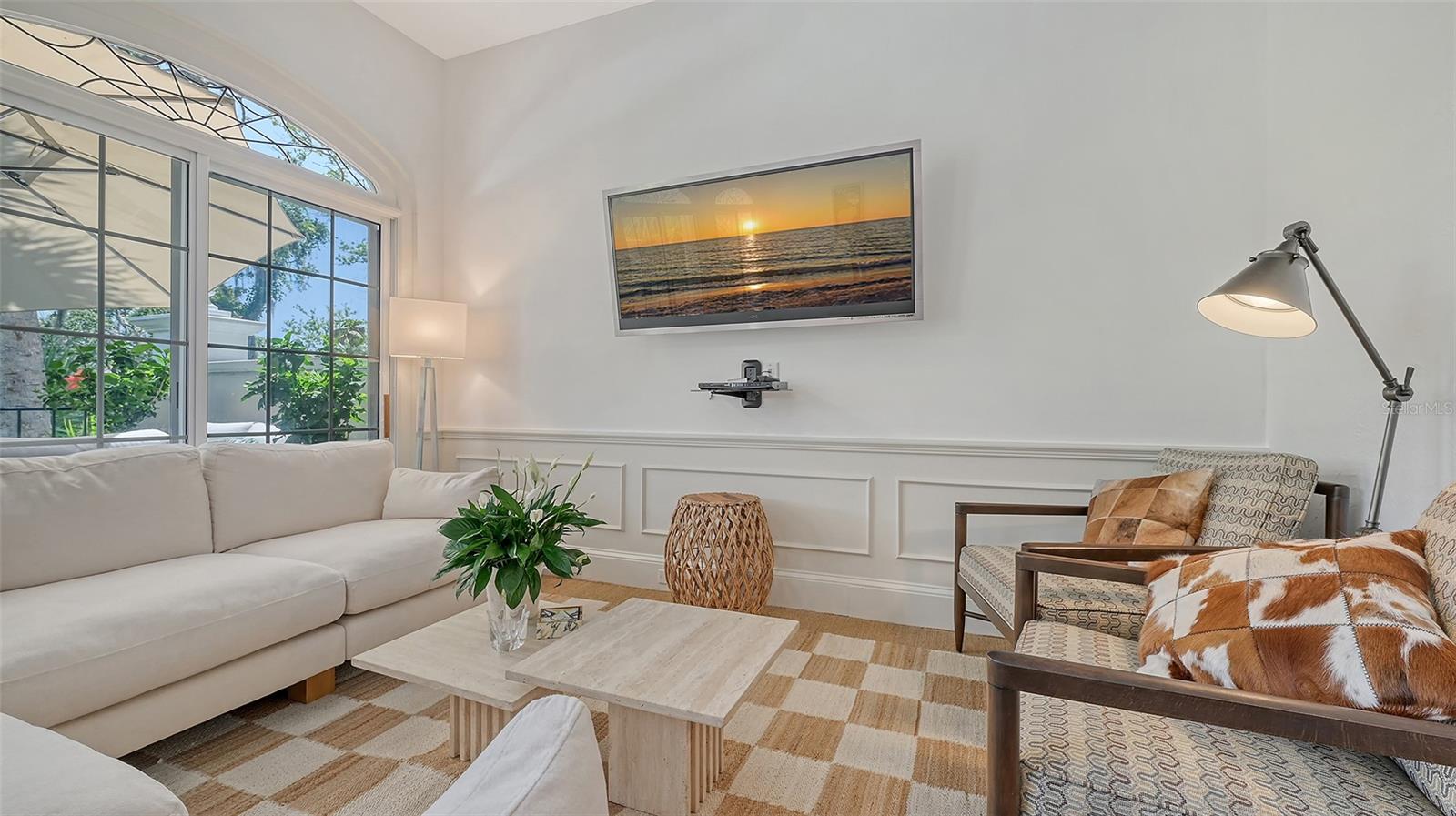 A4652332 Property Photo