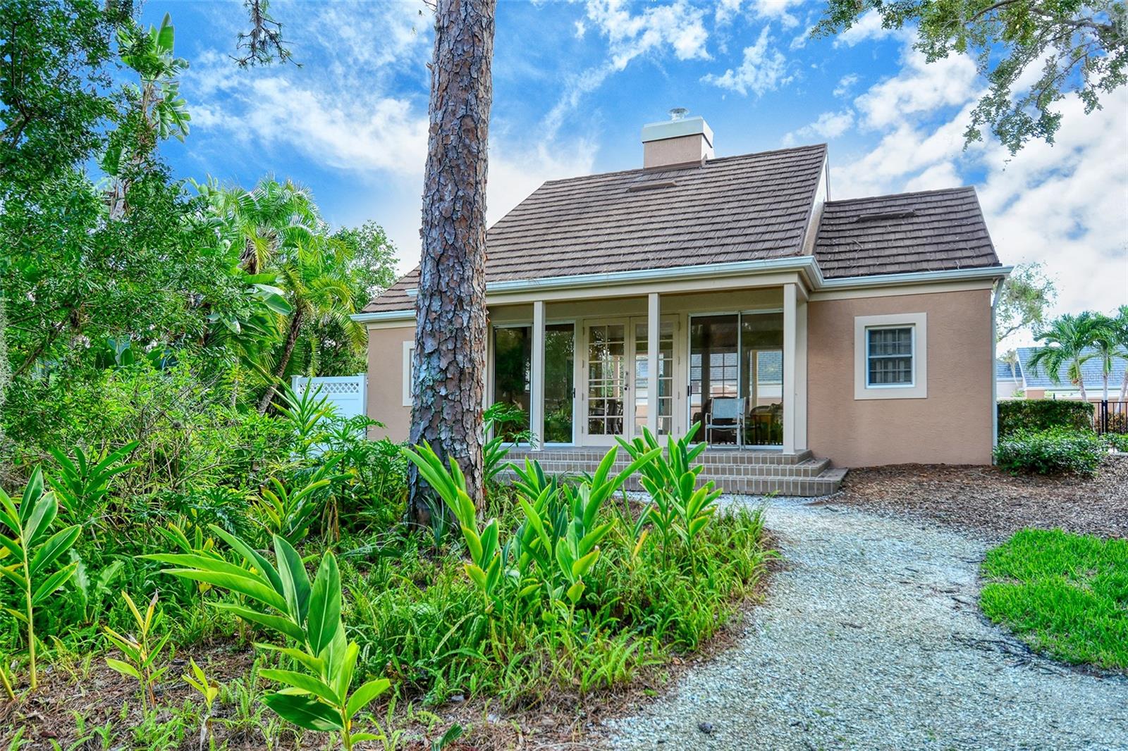 A4652332 Property Photo