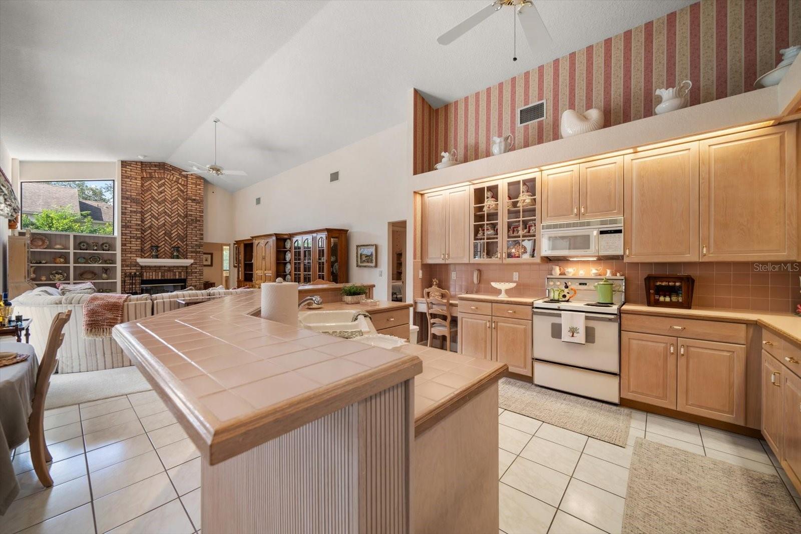 2963 CIELO CIR N, CLEARWATER, FL, 33759