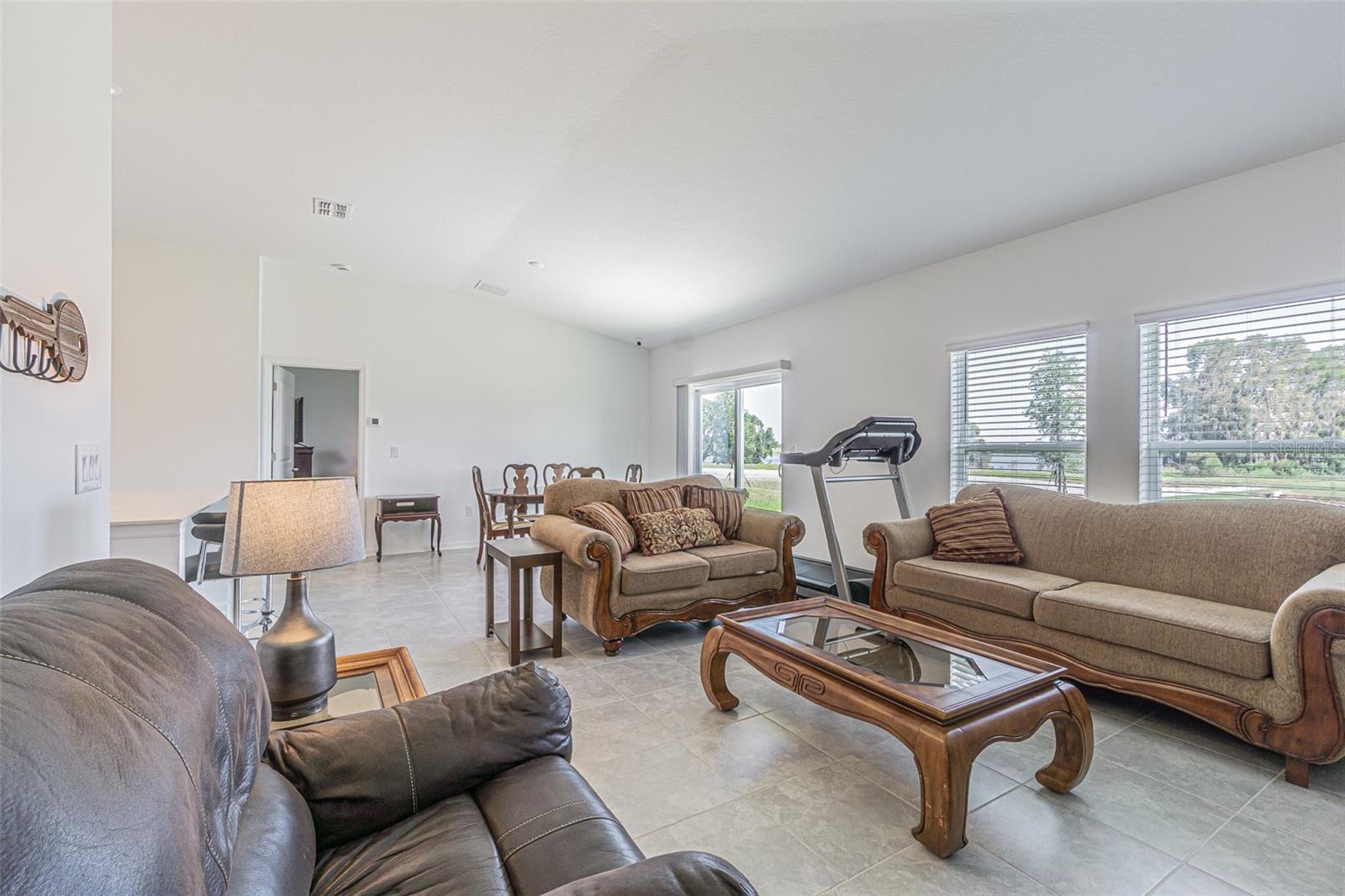 748 TROTTERS DR, EAGLE LAKE, FL, 33839