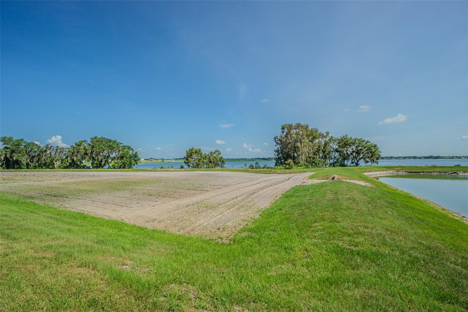 748 TROTTERS DR, EAGLE LAKE, FL, 33839