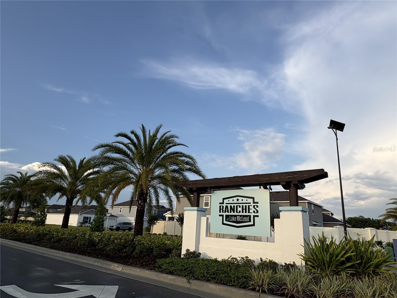 748 TROTTERS DR, EAGLE LAKE, FL, 33839