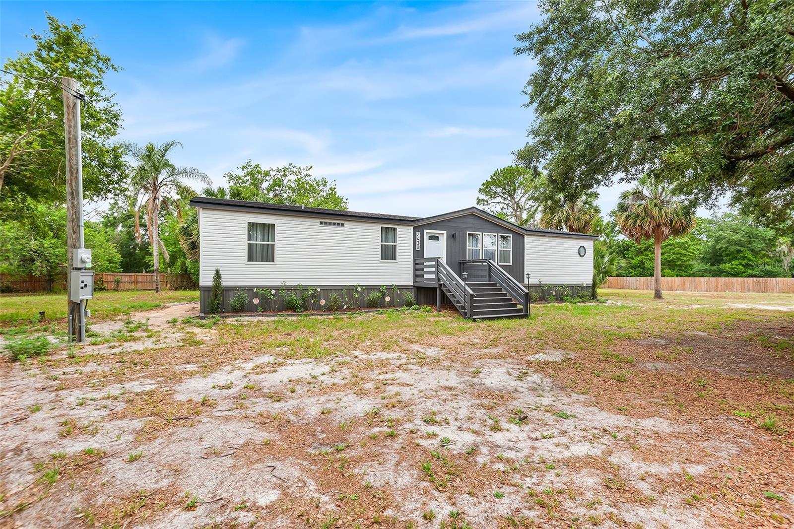 2430 WOODS TRL, LAKELAND, FL, 33809