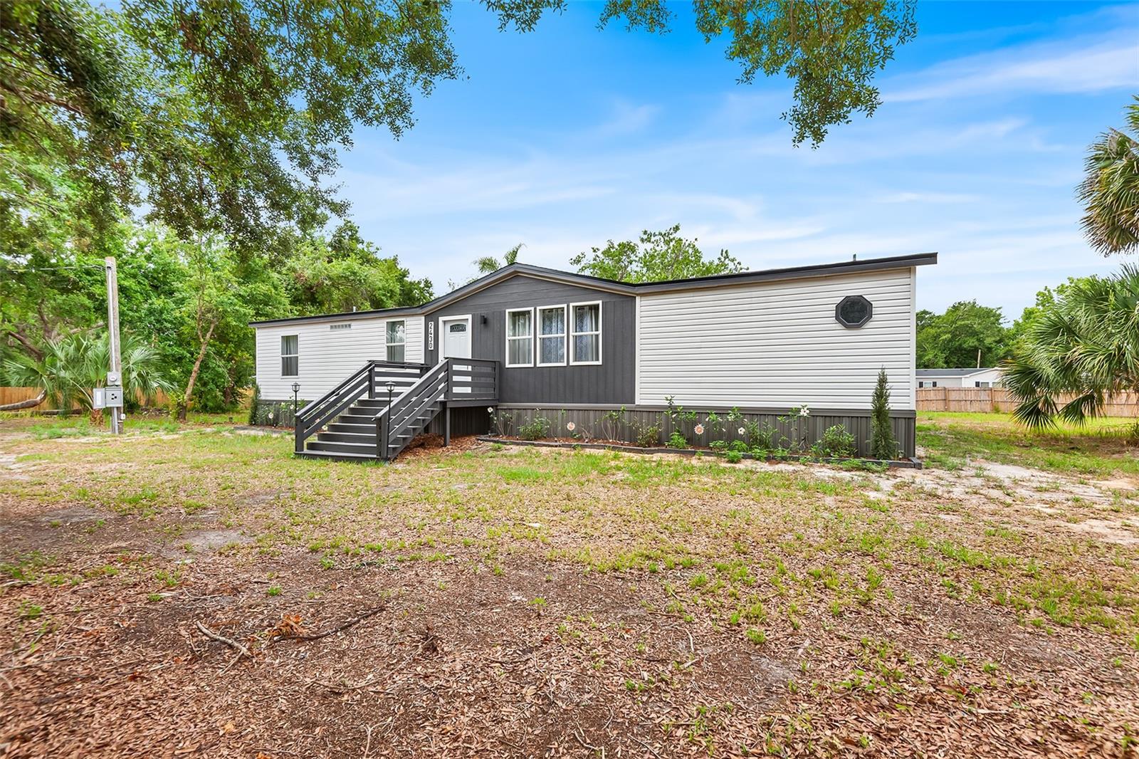 2430 WOODS TRL, LAKELAND, FL, 33809
