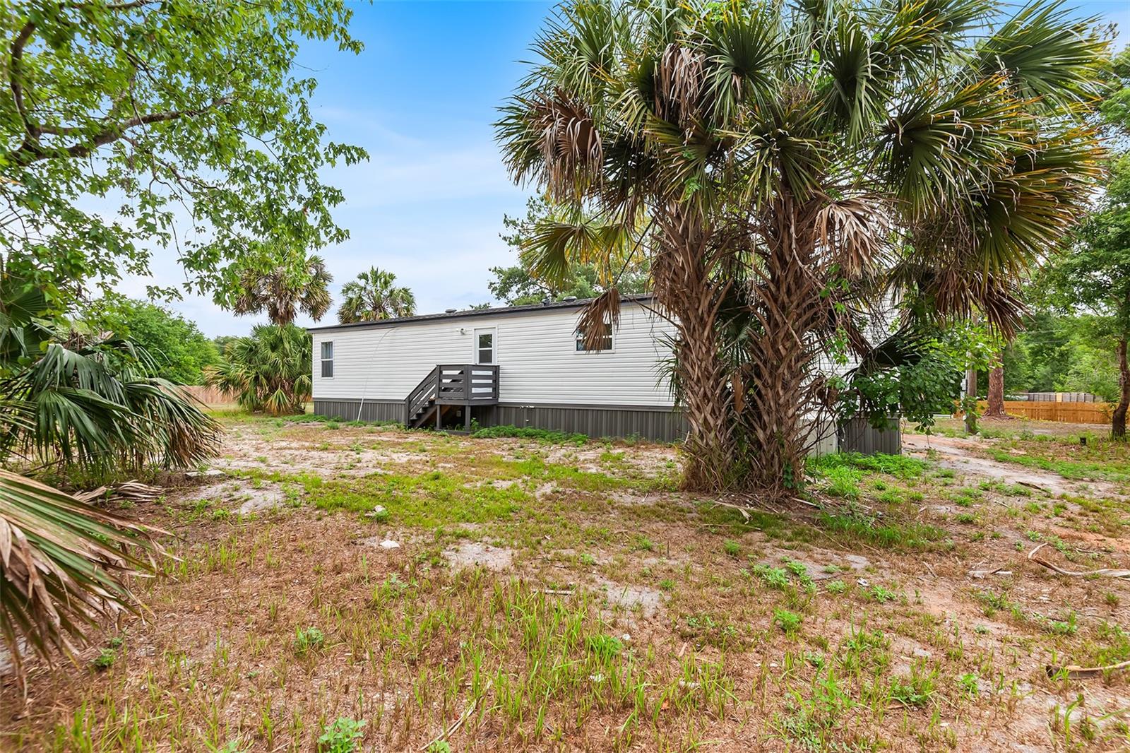 2430 WOODS TRL, LAKELAND, FL, 33809