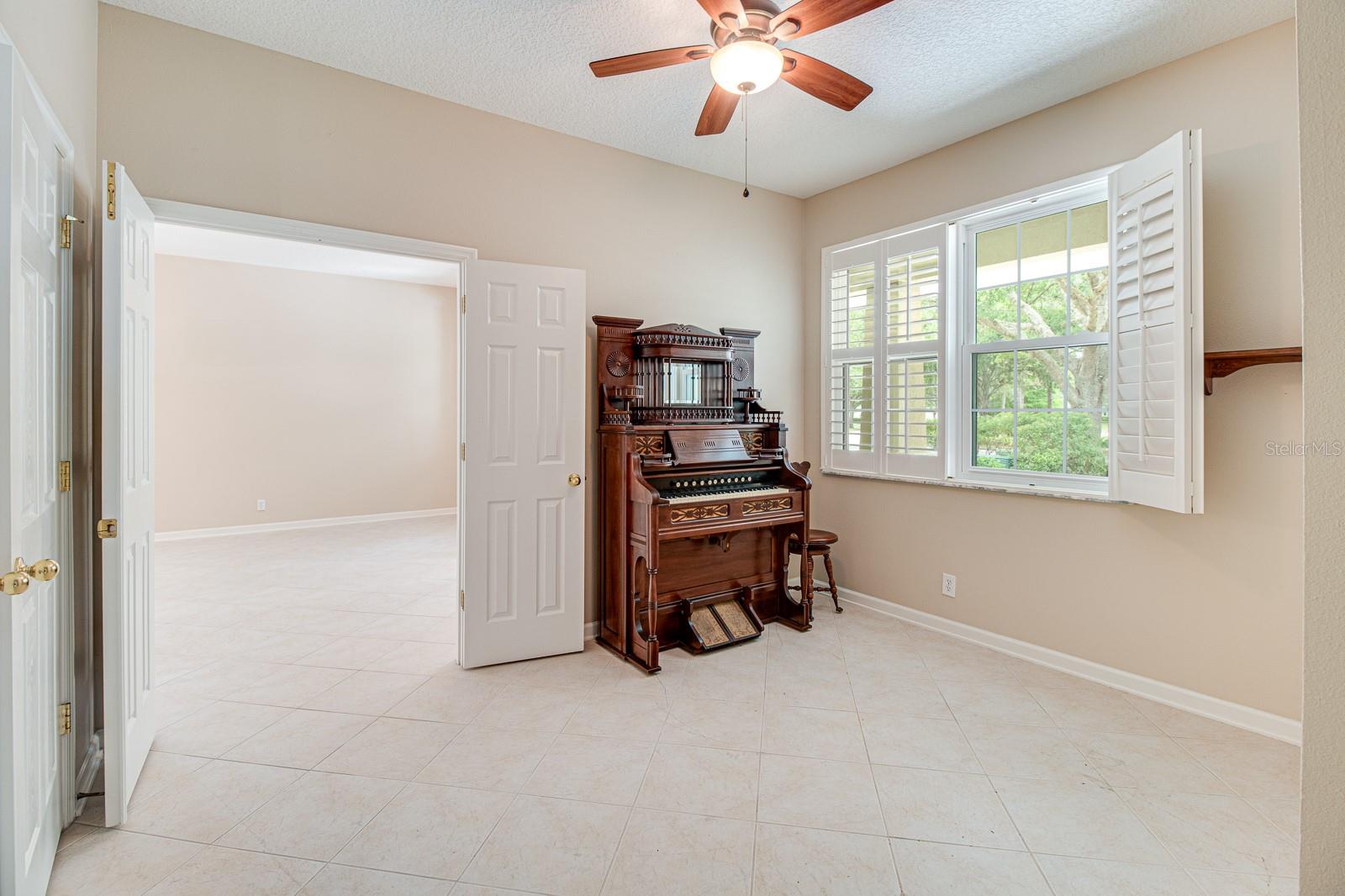 1018 HERON POINT CIR, DELAND, FL, 32724