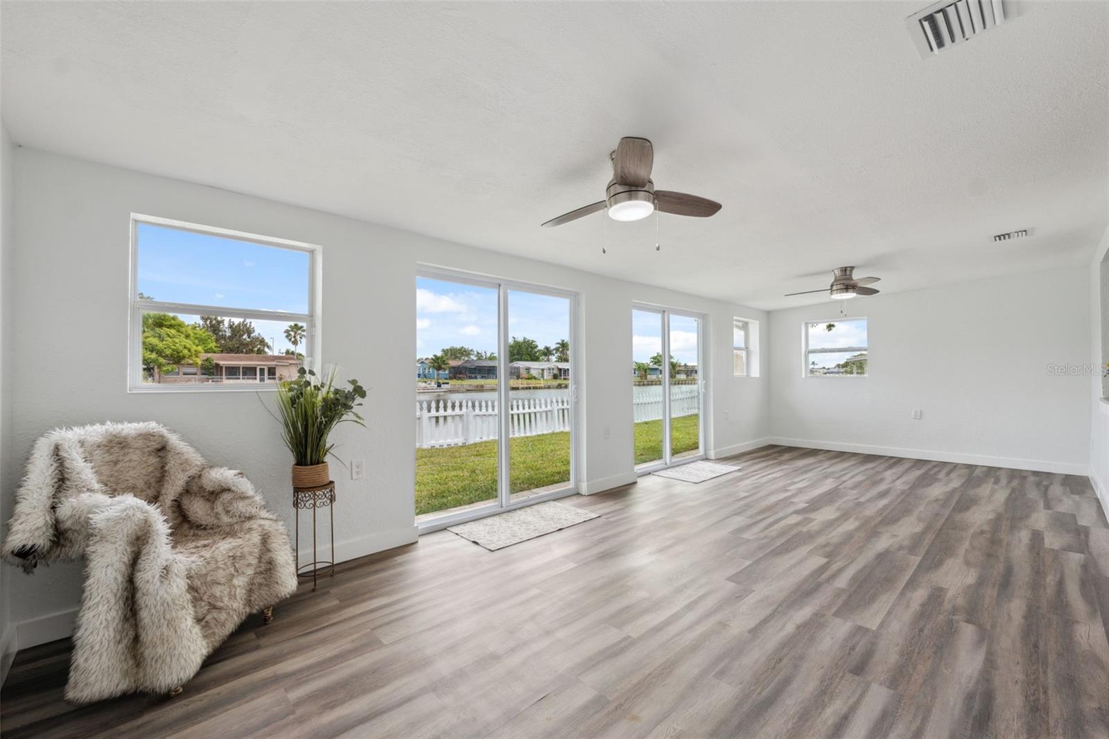 2252 SOCIETY DR, HOLIDAY, FL, 34691