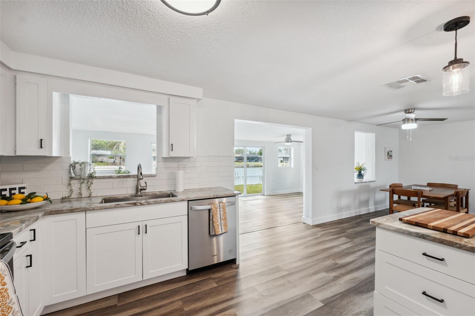 2252 SOCIETY DR, HOLIDAY, FL, 34691