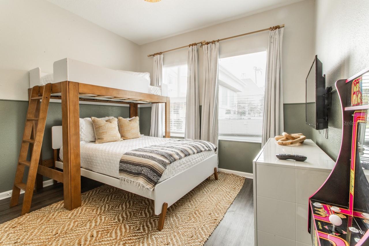 8000 KING PALM CIR, KISSIMMEE, FL, 34747