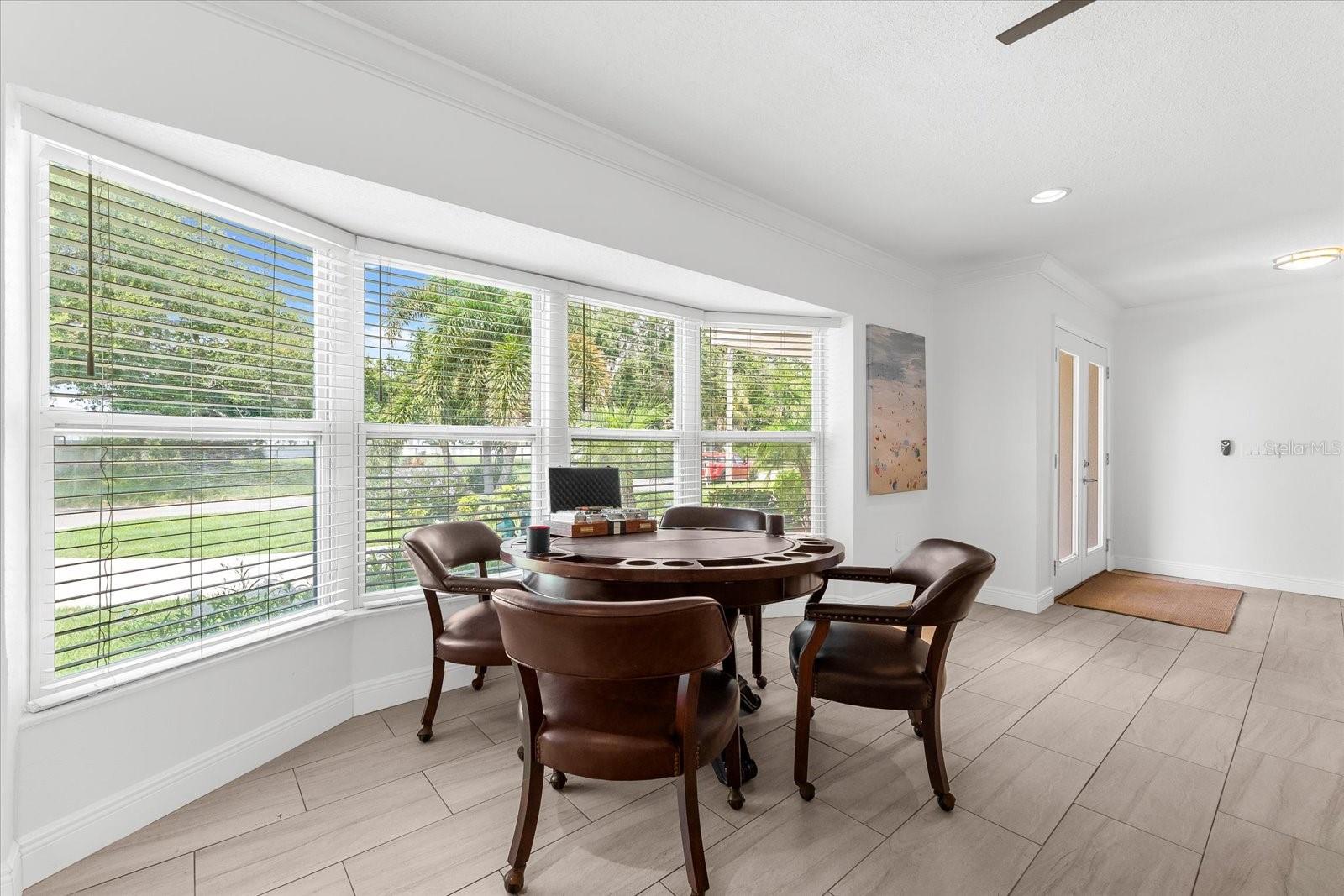 125 CARLYLE DR, PALM HARBOR, FL, 34683