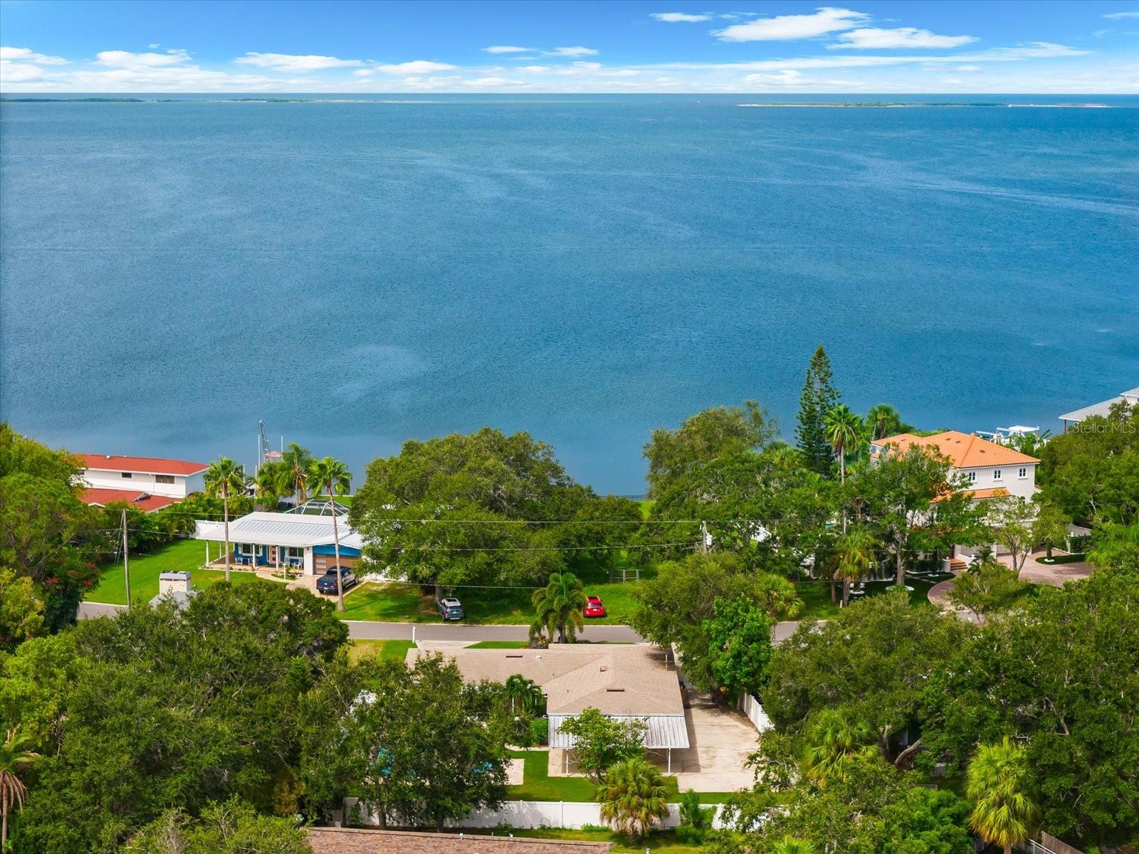 125 CARLYLE DR, PALM HARBOR, FL, 34683