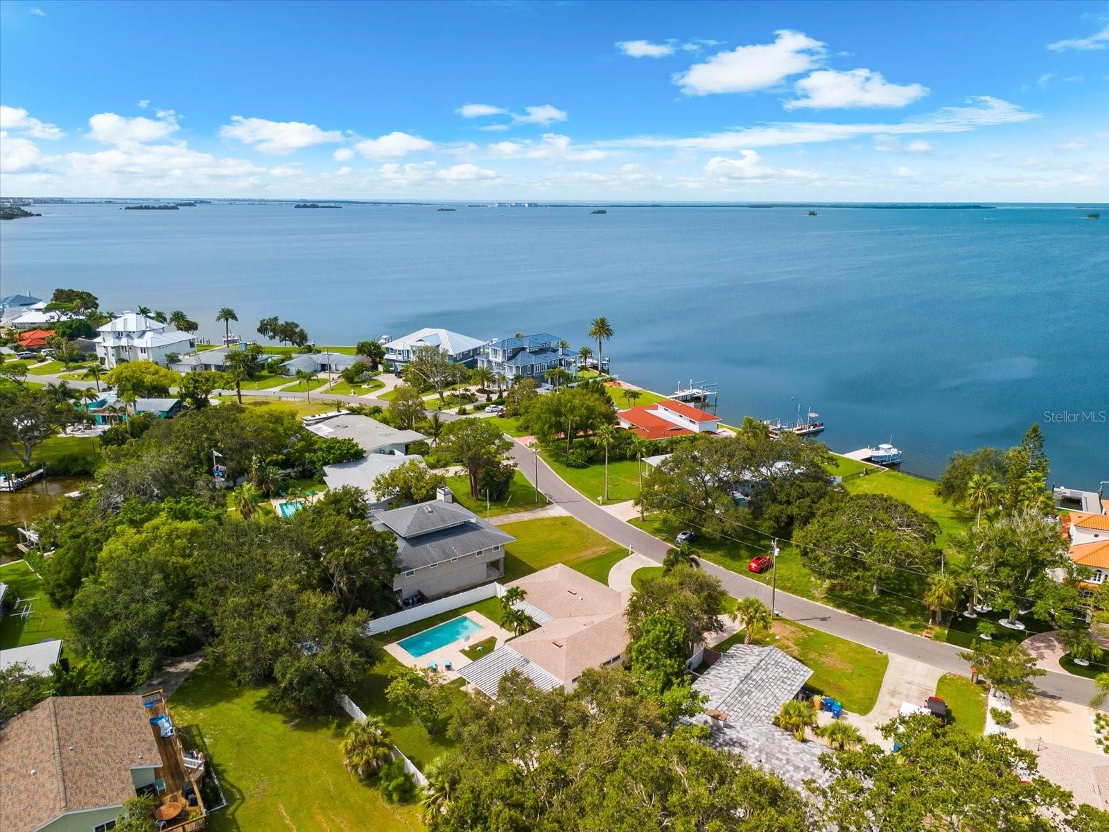 125 CARLYLE DR, PALM HARBOR, FL, 34683