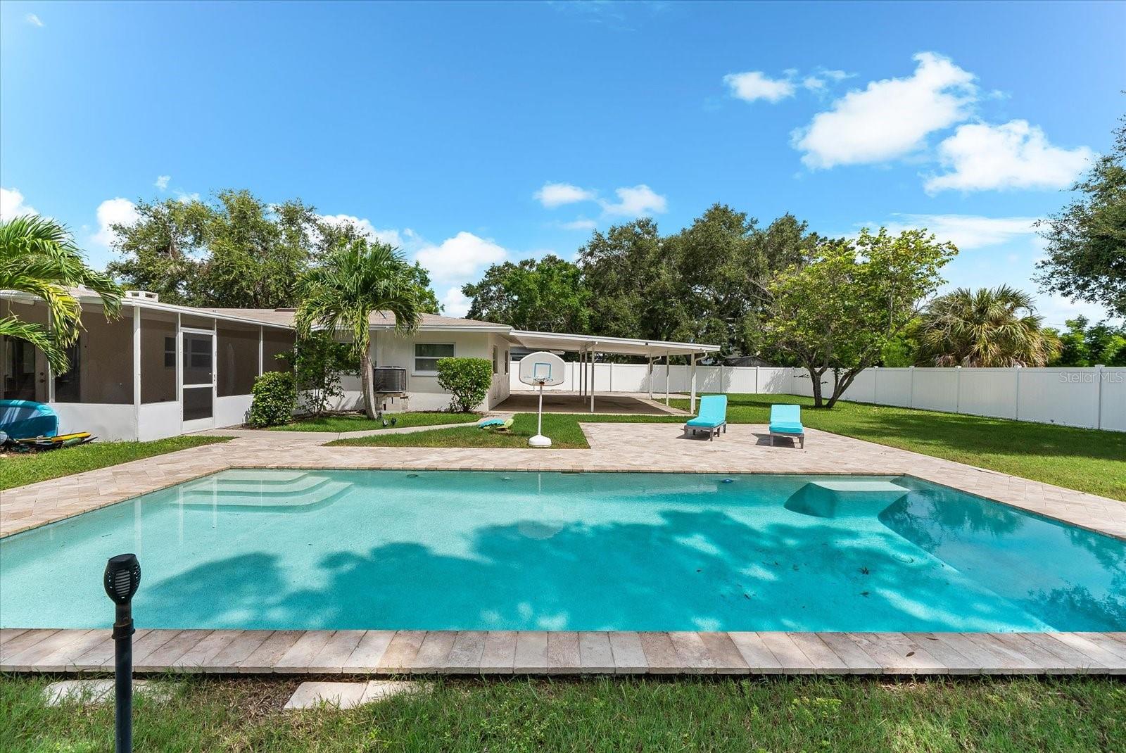 125 CARLYLE DR, PALM HARBOR, FL, 34683