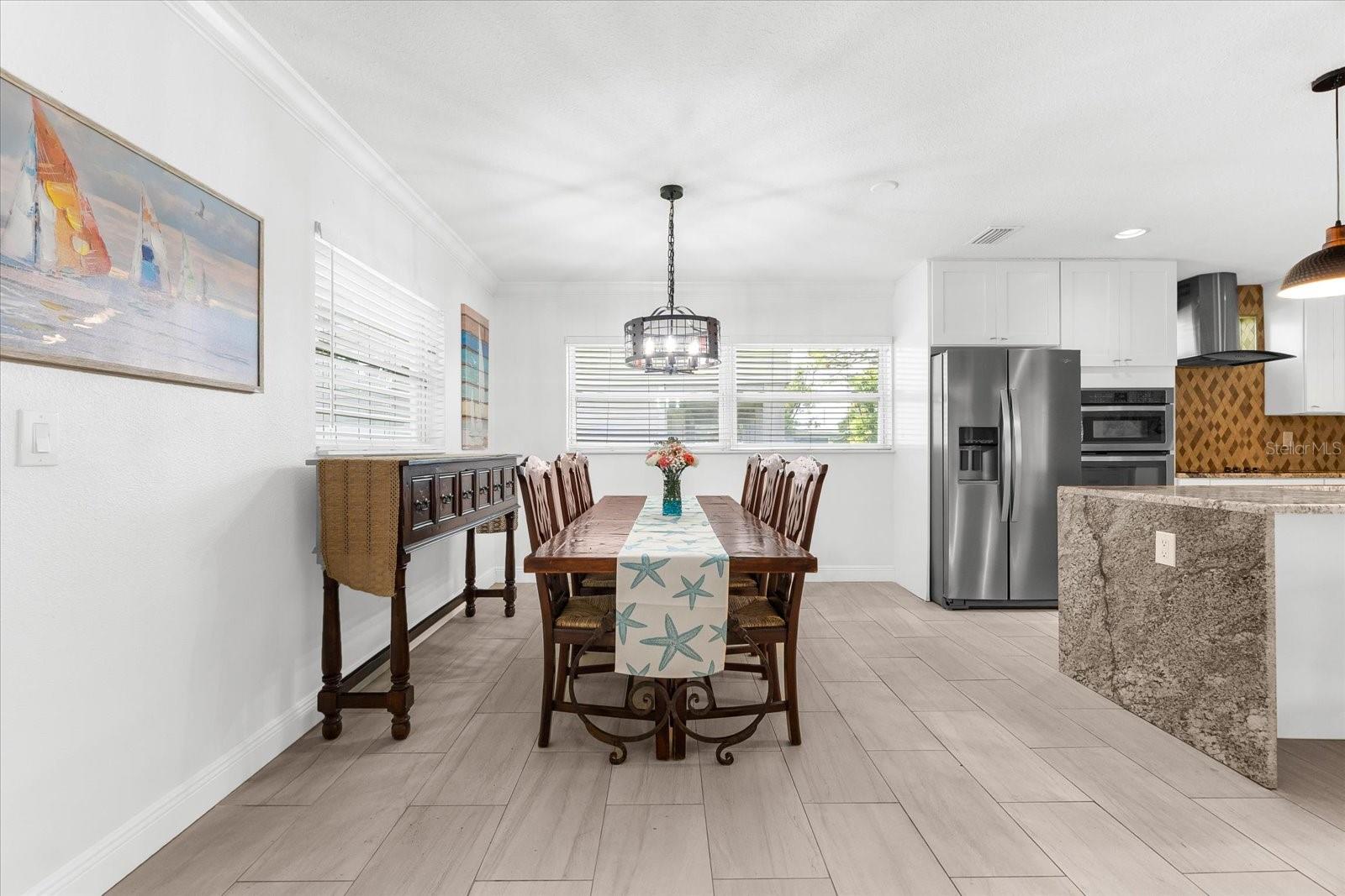 125 CARLYLE DR, PALM HARBOR, FL, 34683