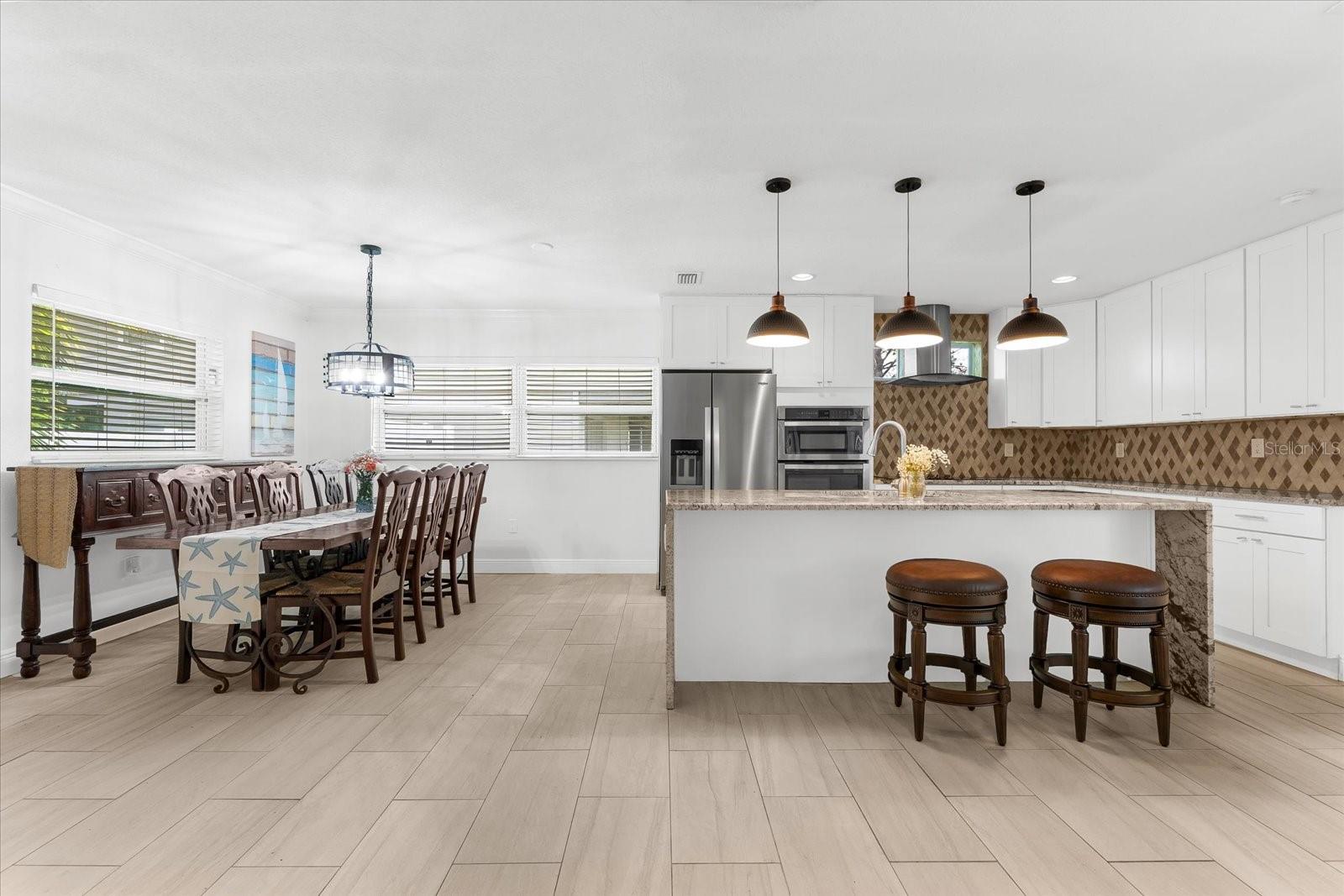 125 CARLYLE DR, PALM HARBOR, FL, 34683