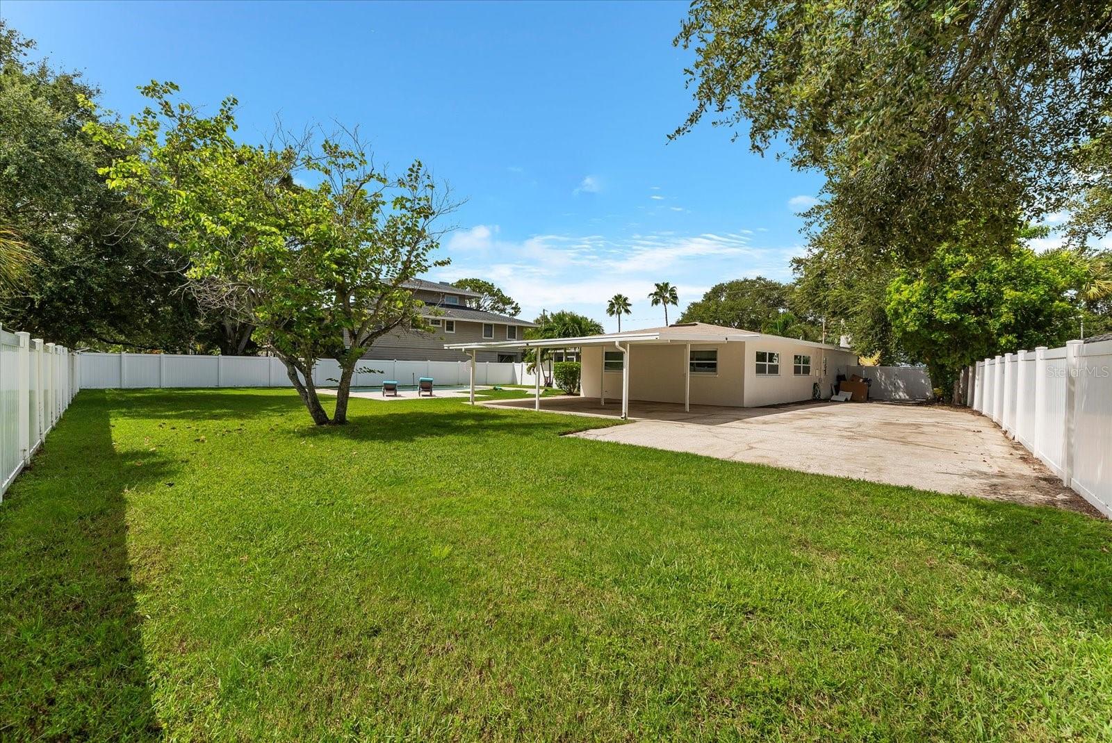 125 CARLYLE DR, PALM HARBOR, FL, 34683
