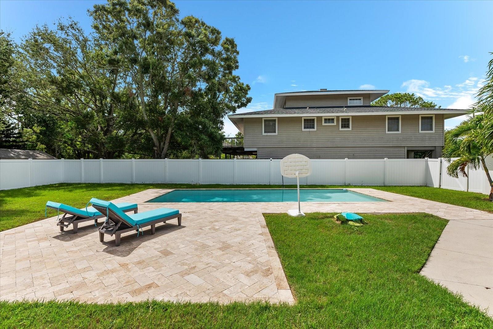 125 CARLYLE DR, PALM HARBOR, FL, 34683