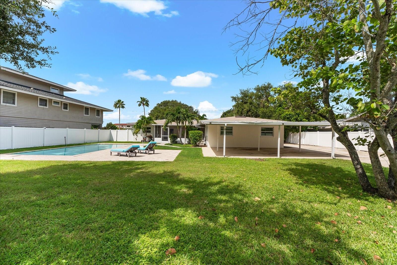 125 CARLYLE DR, PALM HARBOR, FL, 34683