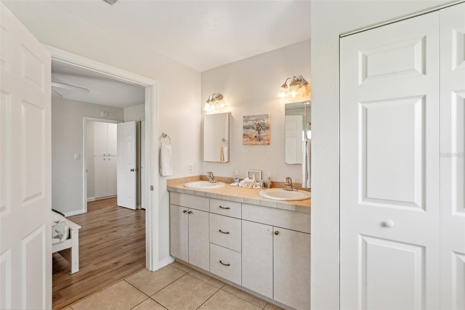 2626 CHERYLE LN, SARASOTA, FL, 34237