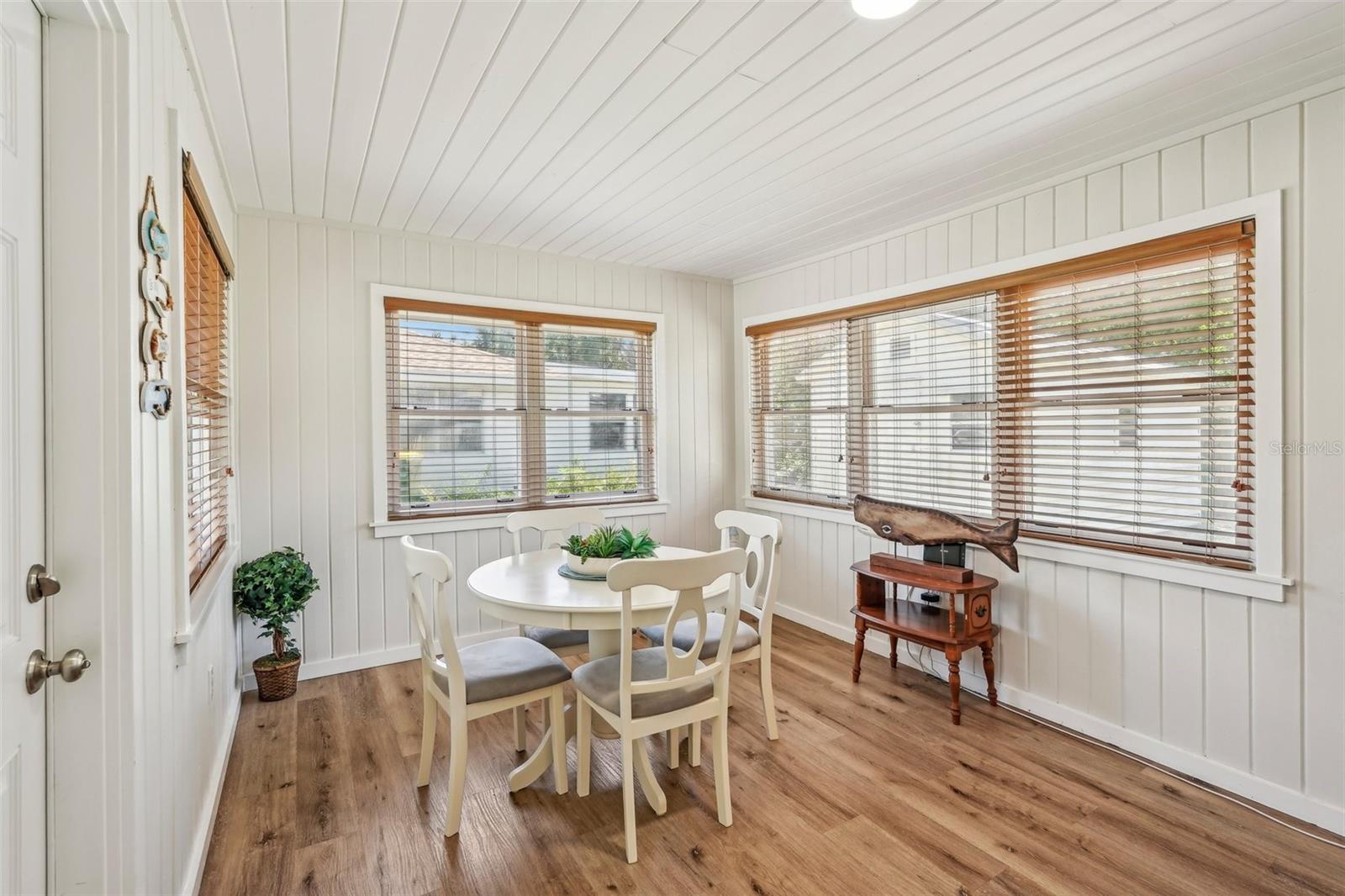 2626 CHERYLE LN, SARASOTA, FL, 34237