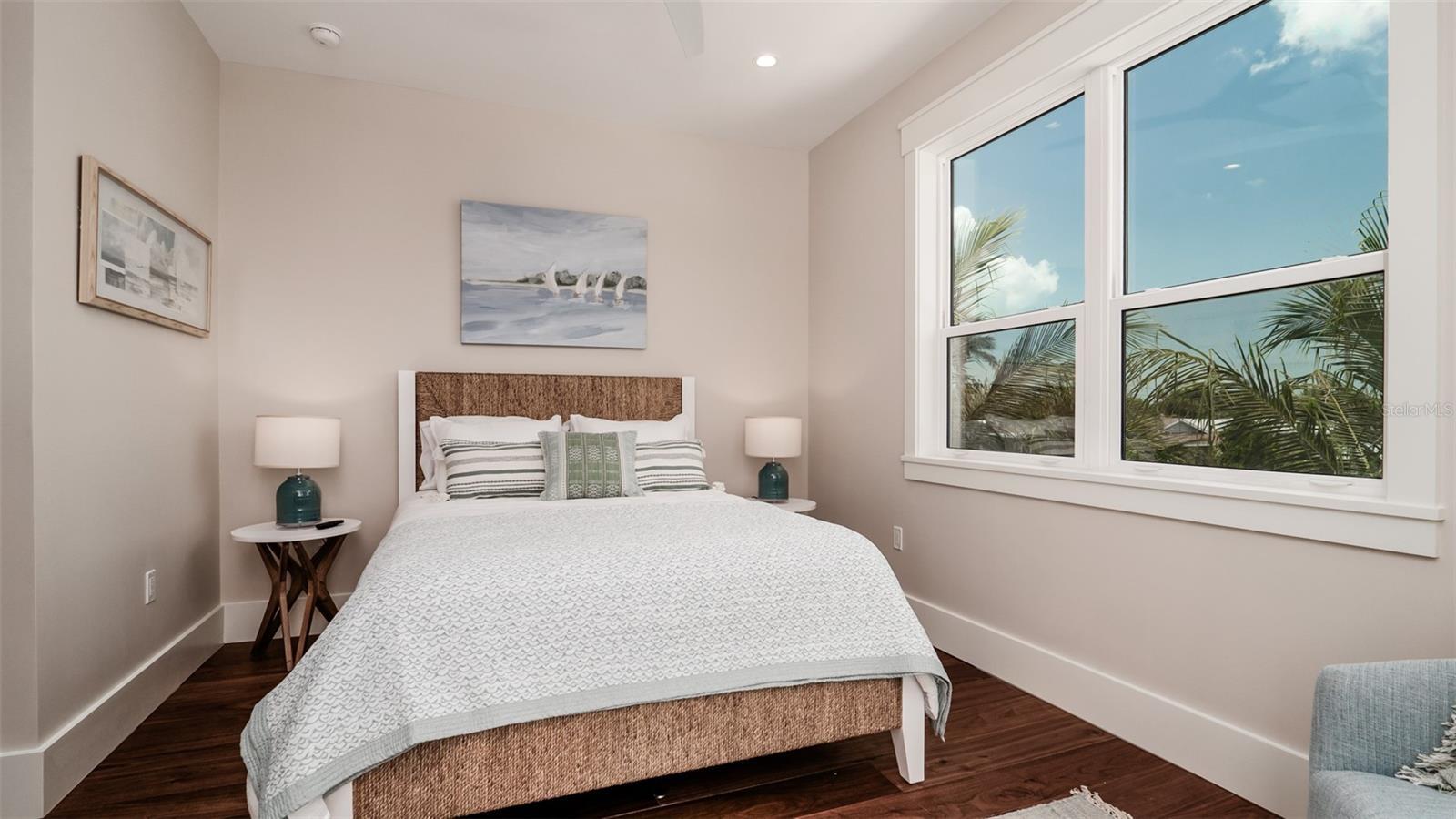 A4652348 Property Photo