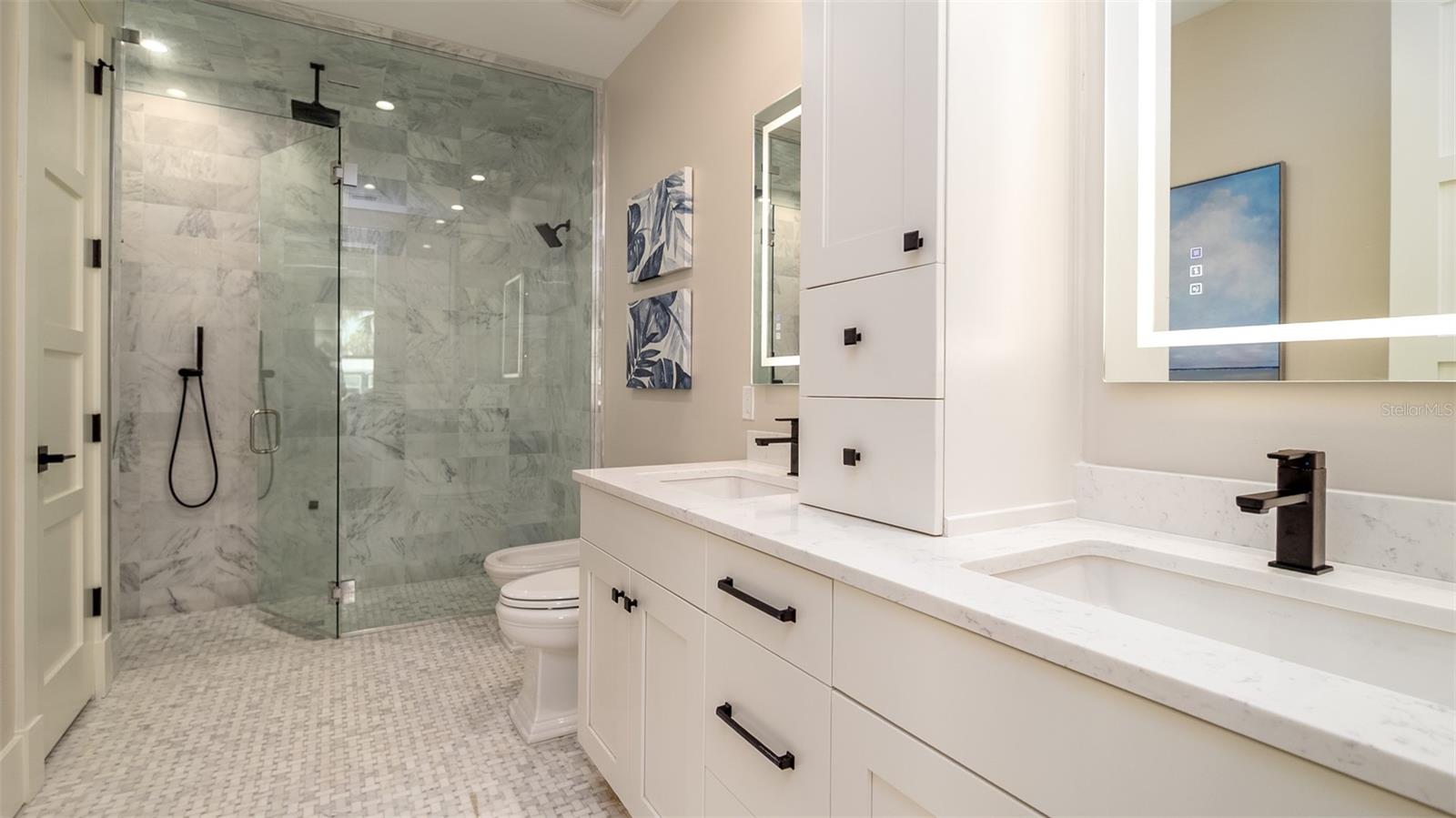 A4652348 Property Photo