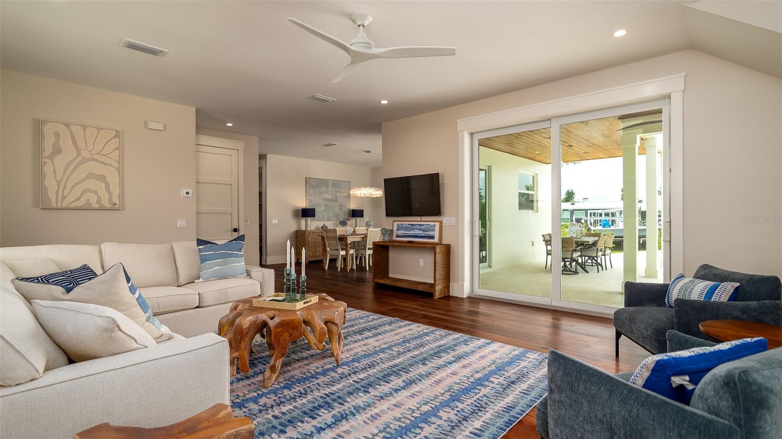 A4652348 Property Photo