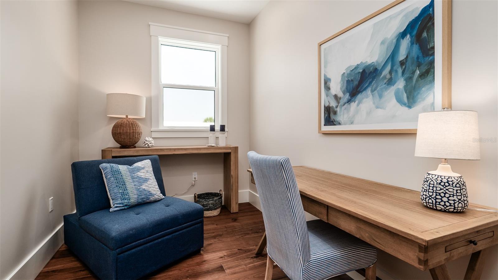 A4652348 Property Photo