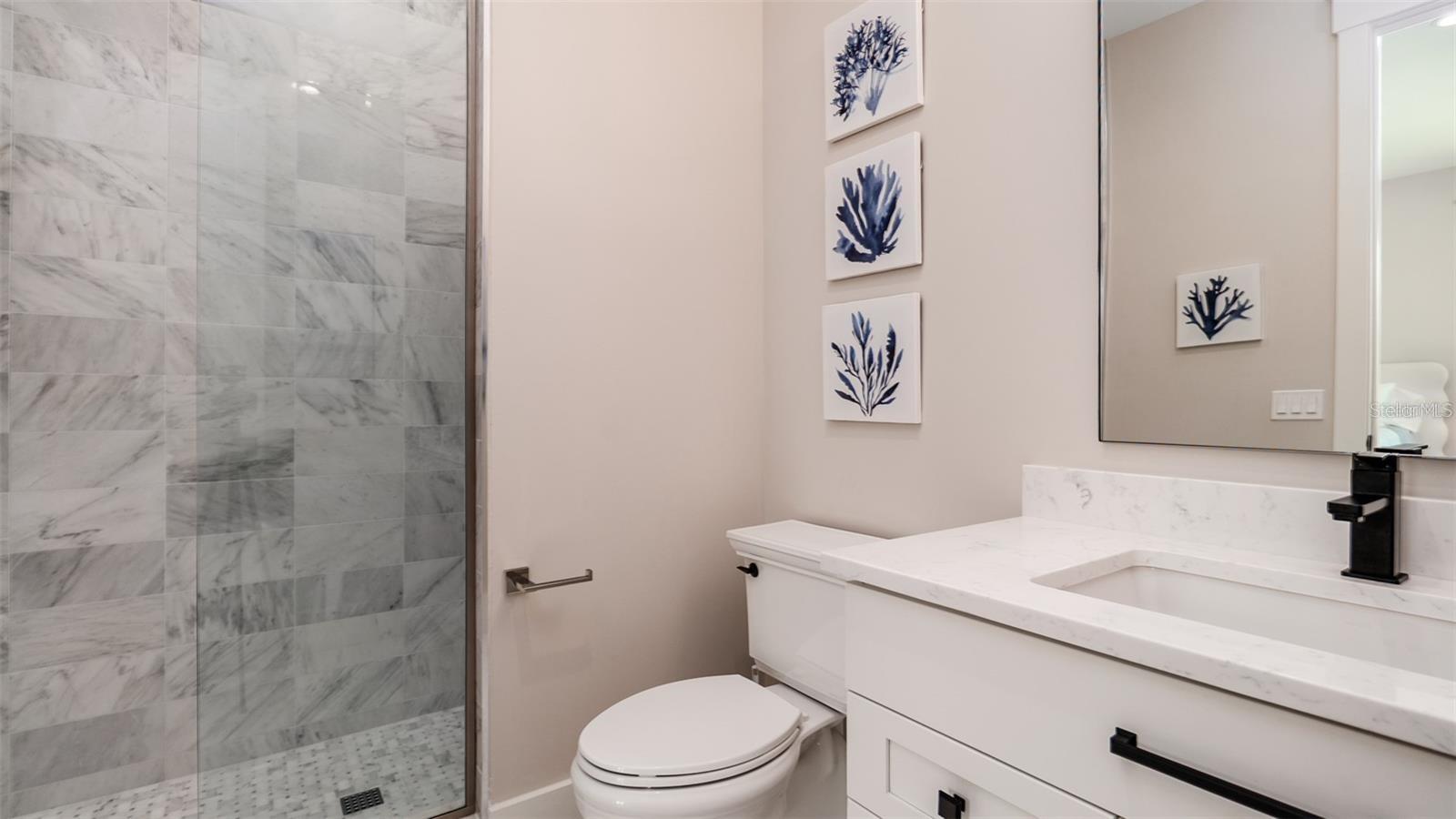 A4652348 Property Photo