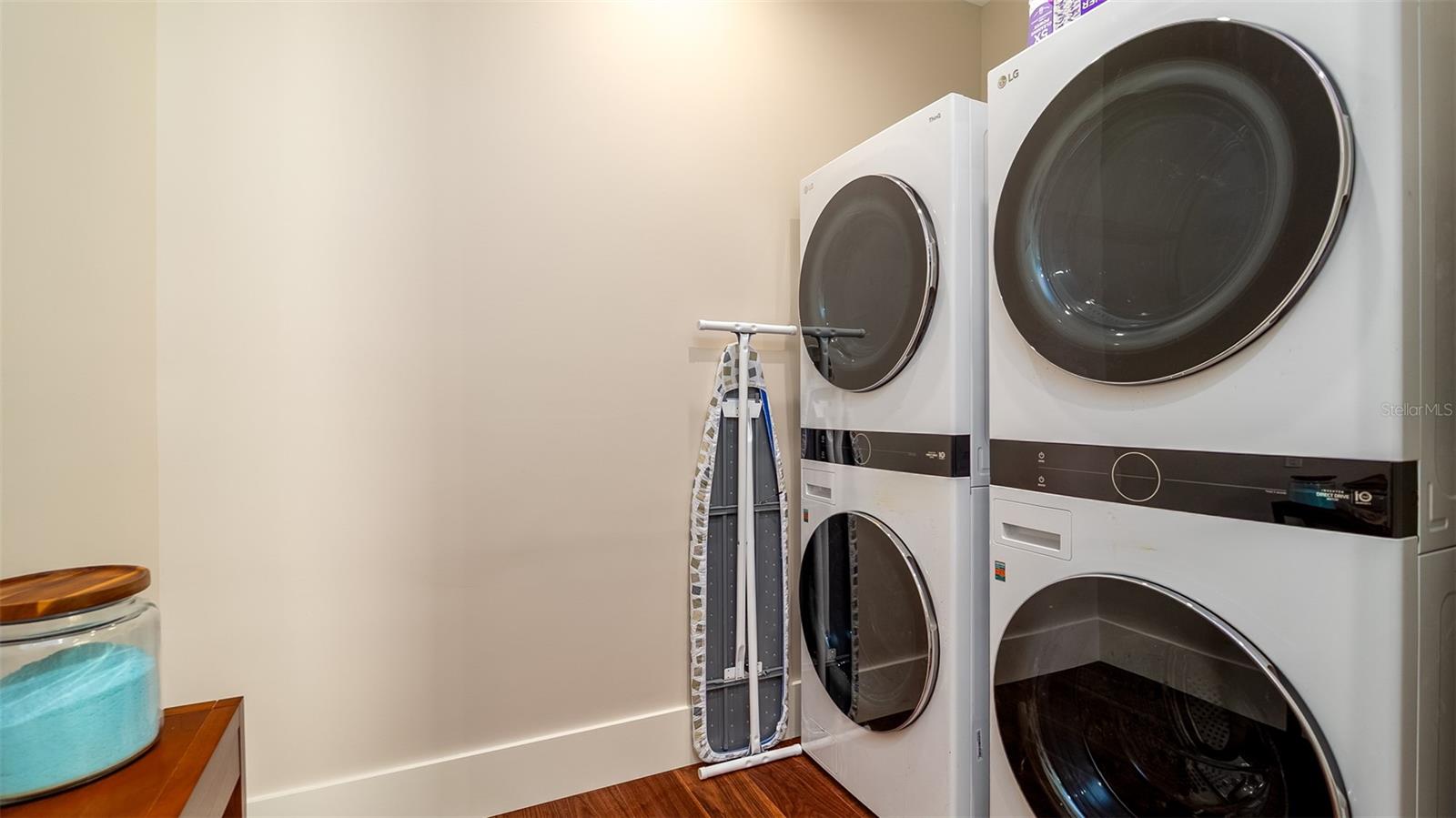 A4652348 Property Photo