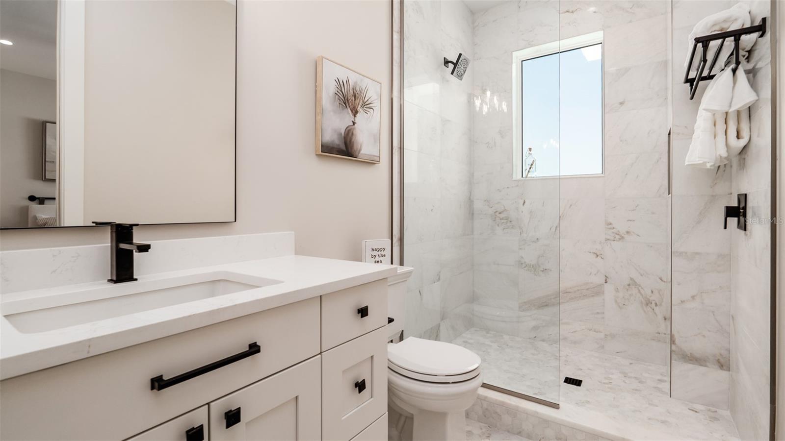 A4652348 Property Photo