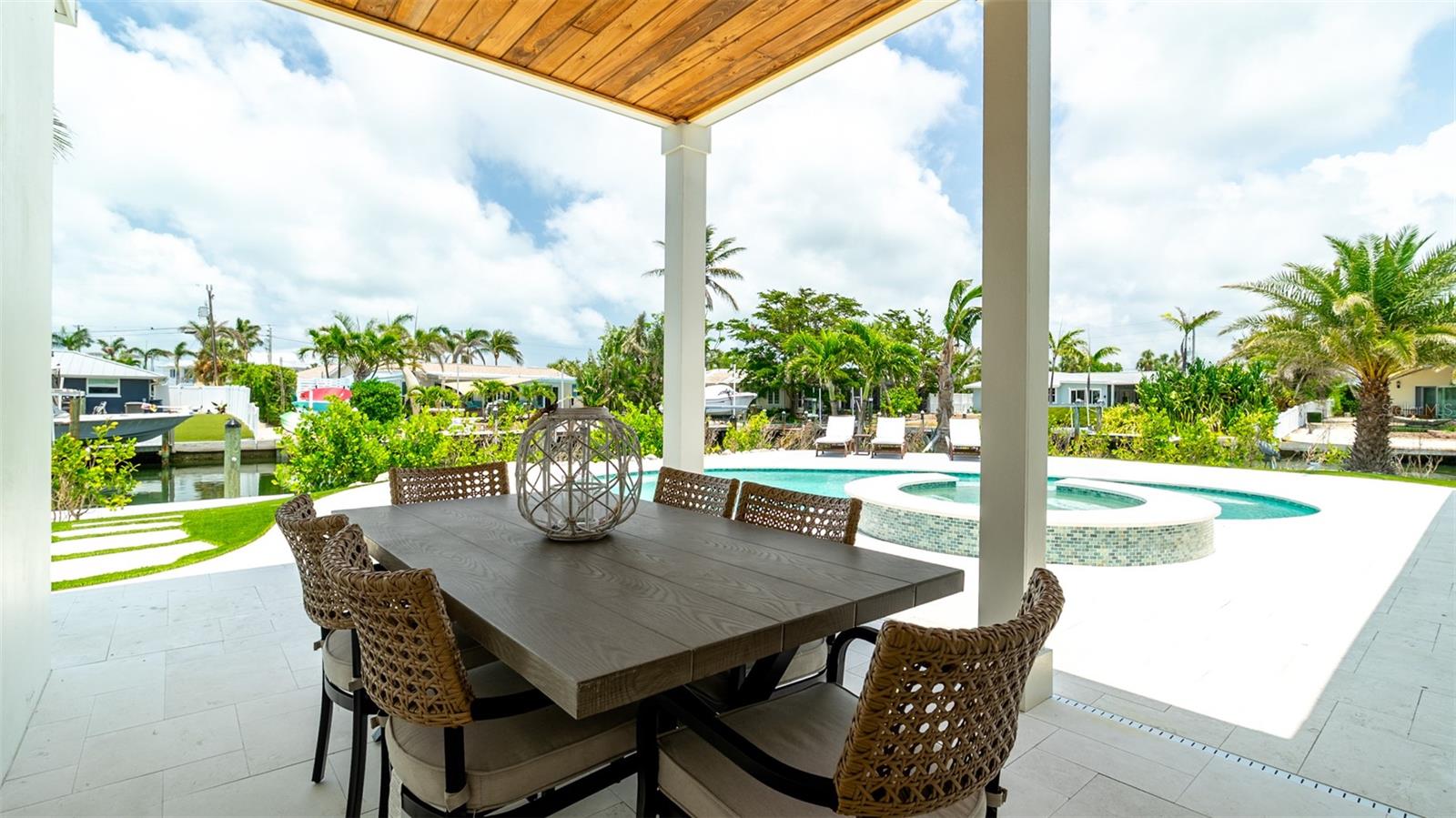 A4652348 Property Photo